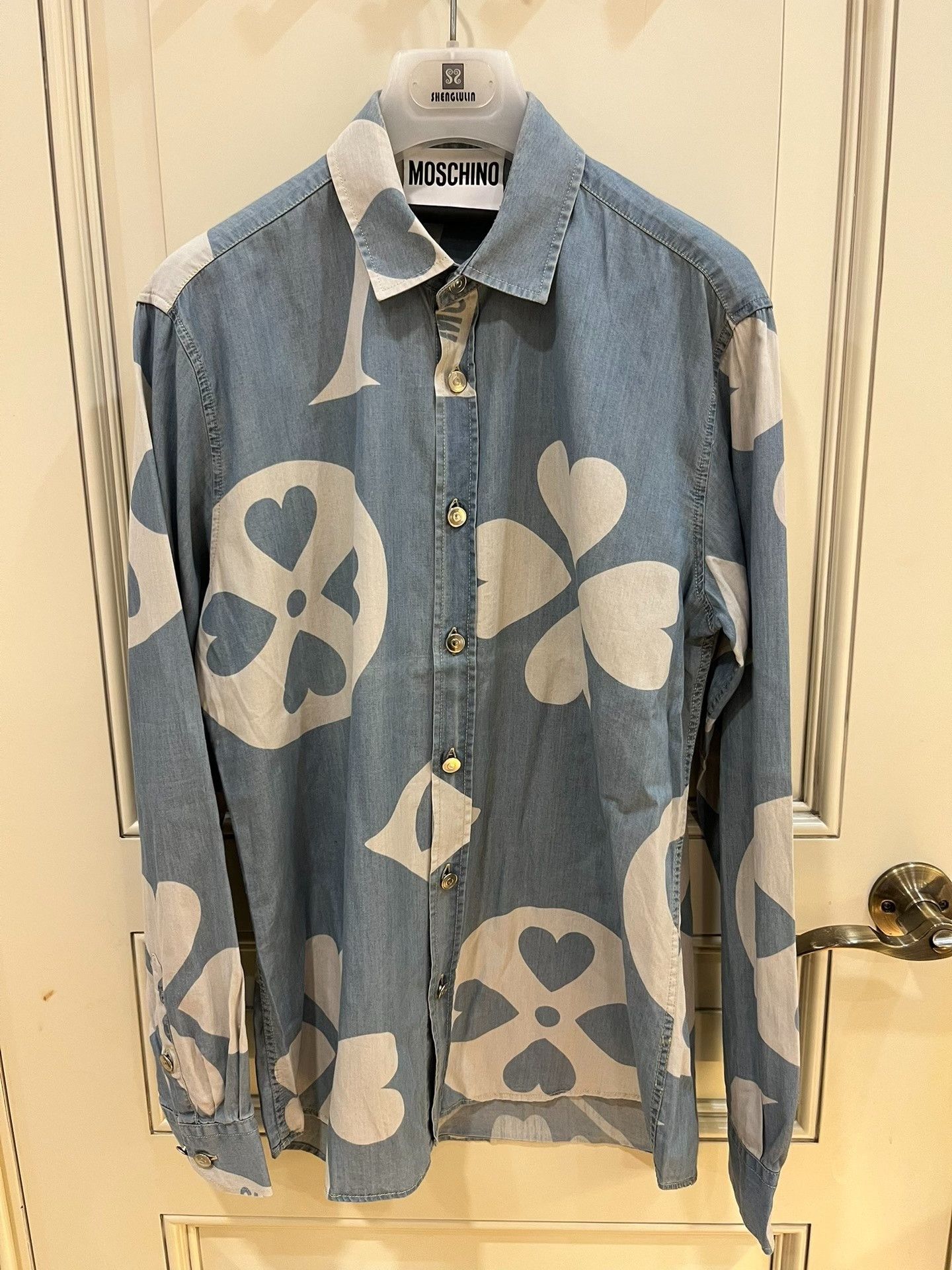 Moschino Moschino Light Blue Printed Denim Shirt Size US M / EU 48-50 / 2 - 1 Thumbnail