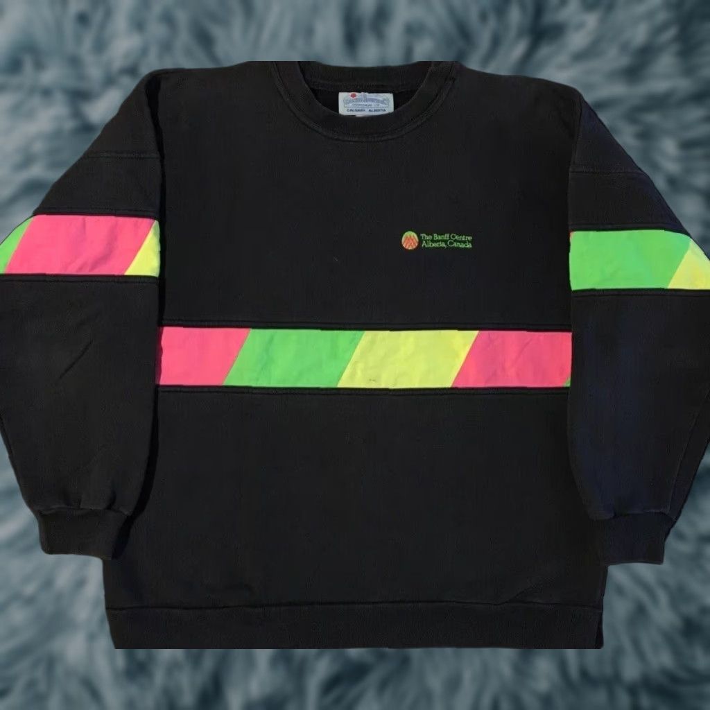Vintage VINTAGE Banff Centre for Arts and Creativity Hooded Sweatshirt M Black 90s Grunge Vaporwave Surf Skate Canada Mens Medium Size US M / EU 48-50 / 2 - 1 Thumbnail