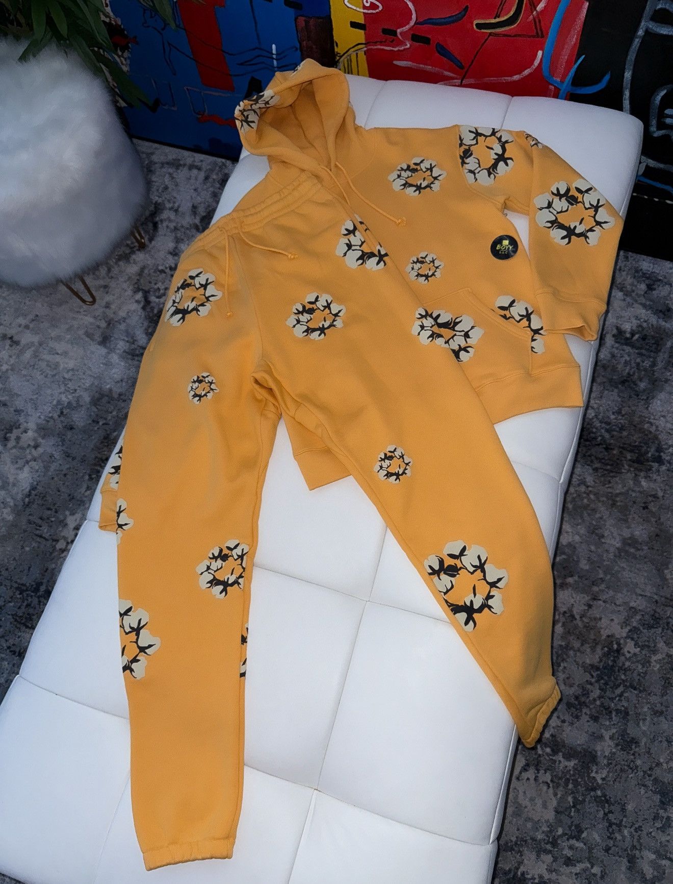 Wreath sweatsuit set M