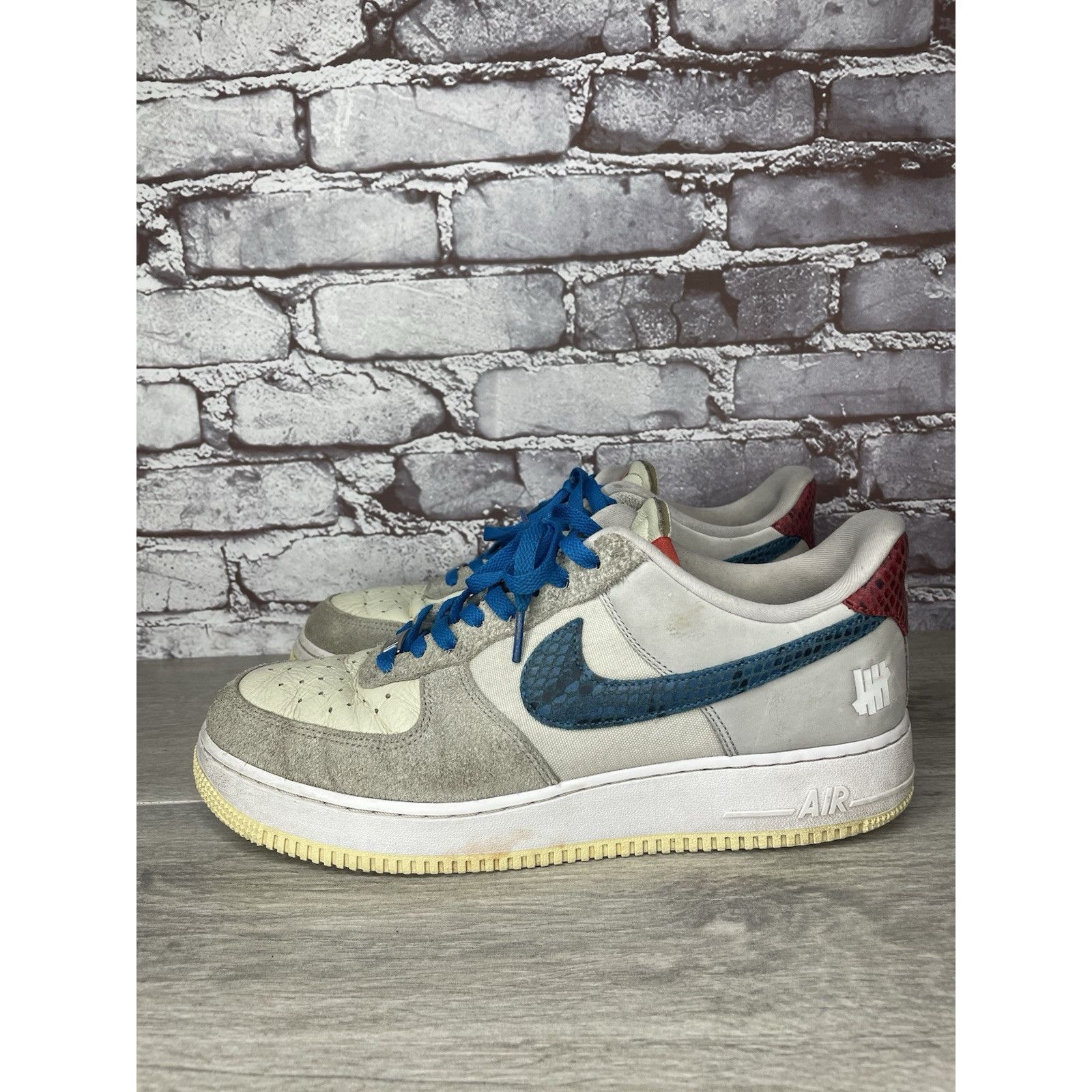 Nike Nike Undefeated x Air Force 1 Low 5 White Leather Grey Suede Size US 10.5 / EU 43-44 - 2 Thumbnail