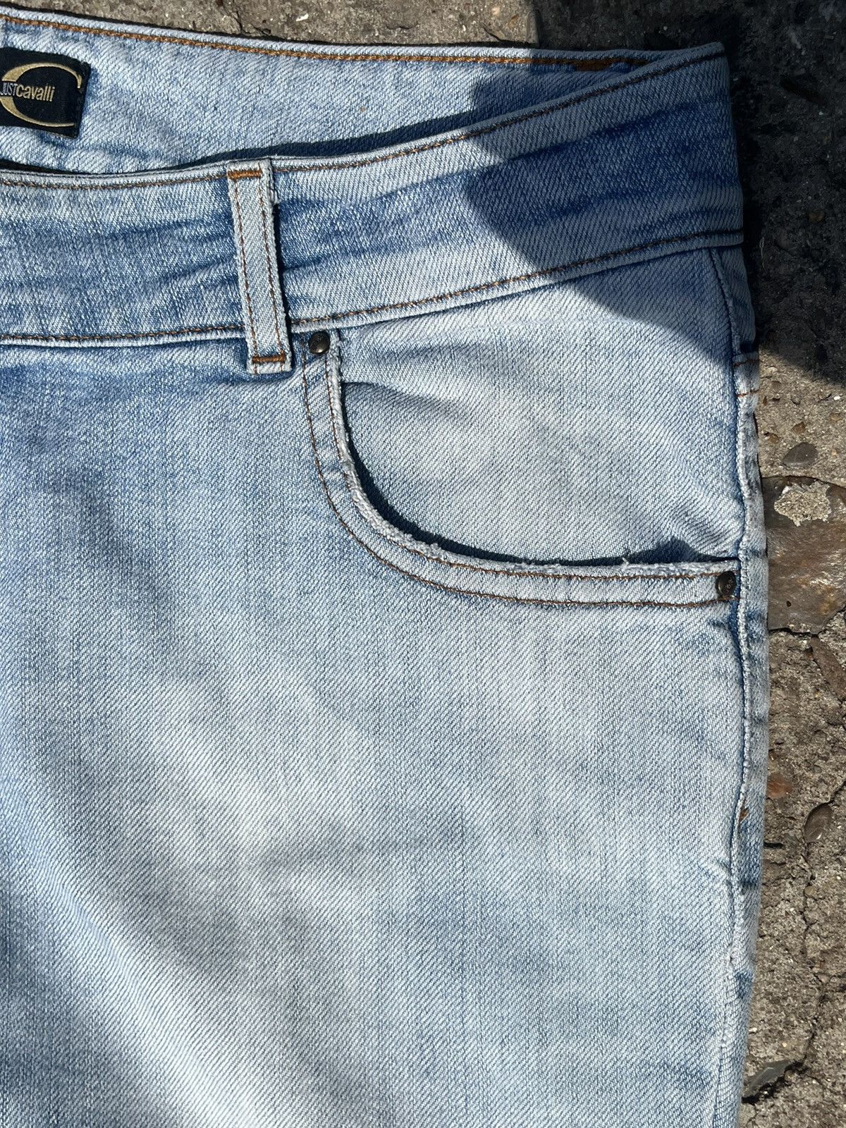Just Cavalli × Roberto Cavalli Just Cavalli vintage embroidered jeans Size US 28 / EU 44 - 15 Thumbnail