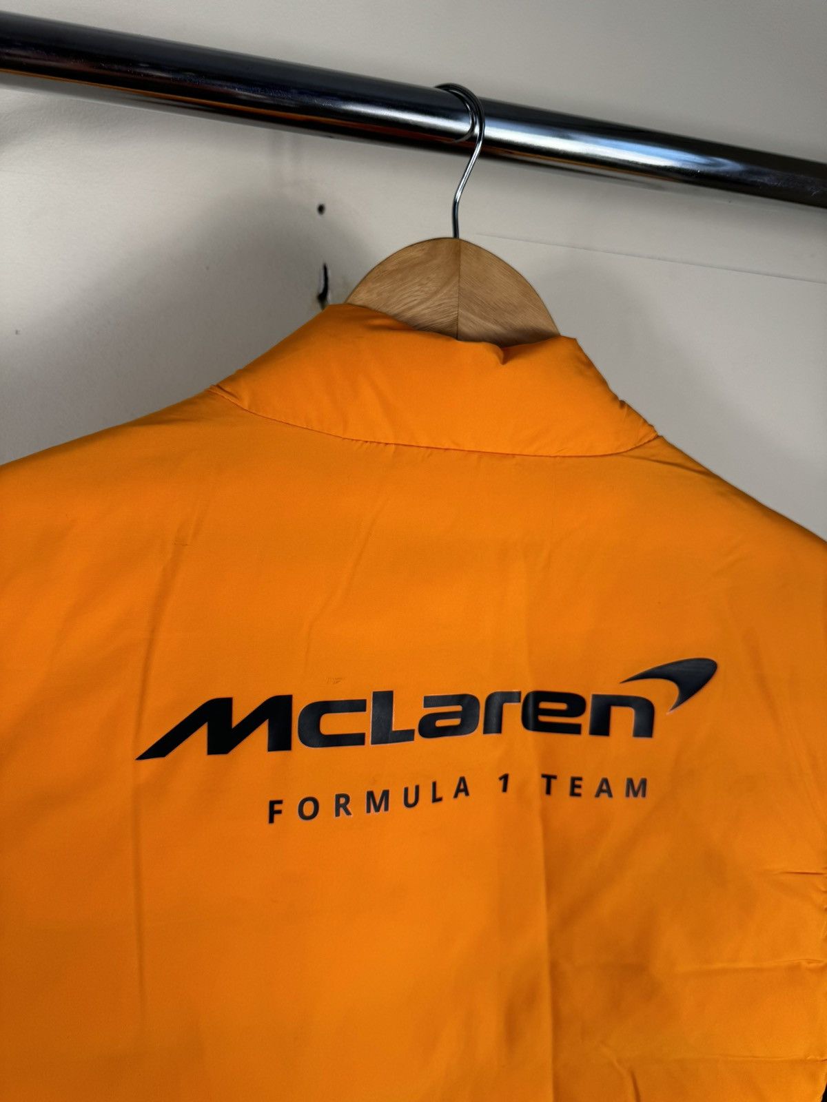 Castore × Formula 1 Castore McLaren F1 Team 2024 Hybrid Full-Zip Vest Size US S / EU 44-46 / 1 - 4 Thumbnail