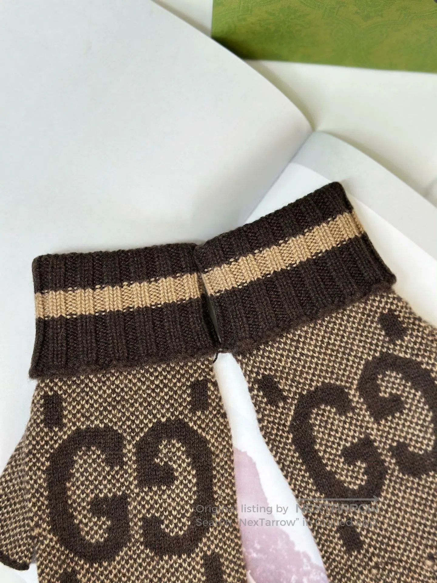 Gucci Gucci Brown Cashmere Fingerless Gloves. Size ONE SIZE - 3 Thumbnail