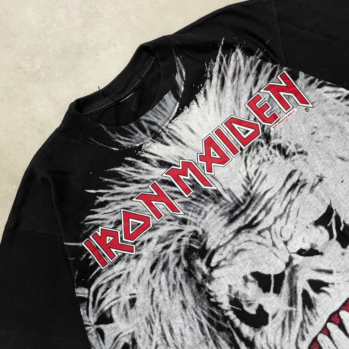 Band Tees Iron maiden 1991 all over print tee Size US L / EU 52-54 / 3 - 3 Thumbnail