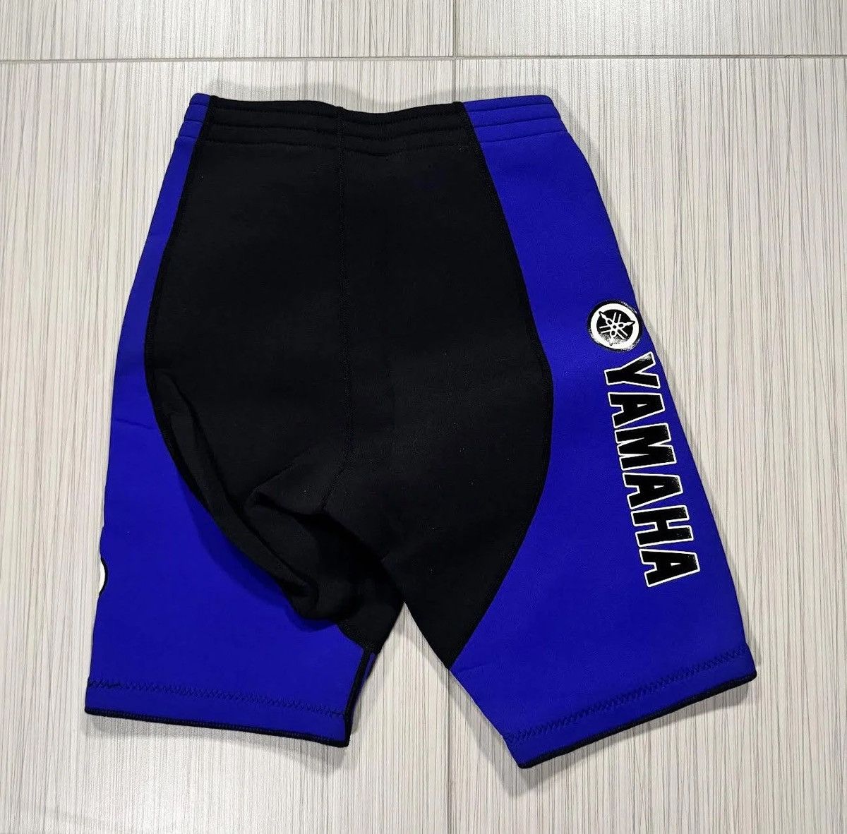 Yamaha Women's Vintage Yamaha Waverunner Neoprene Shorts NWT Size 27" / US 4 / IT 40 - 2 Thumbnail