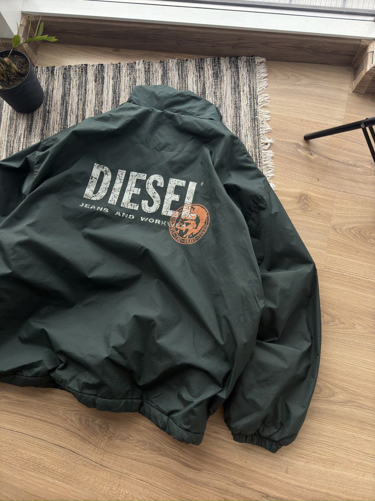 Diesel Vintage DIESEL Rare Y2K Big logo green nylon jacket Size US XXL / EU 58 / 5 - 3 Thumbnail
