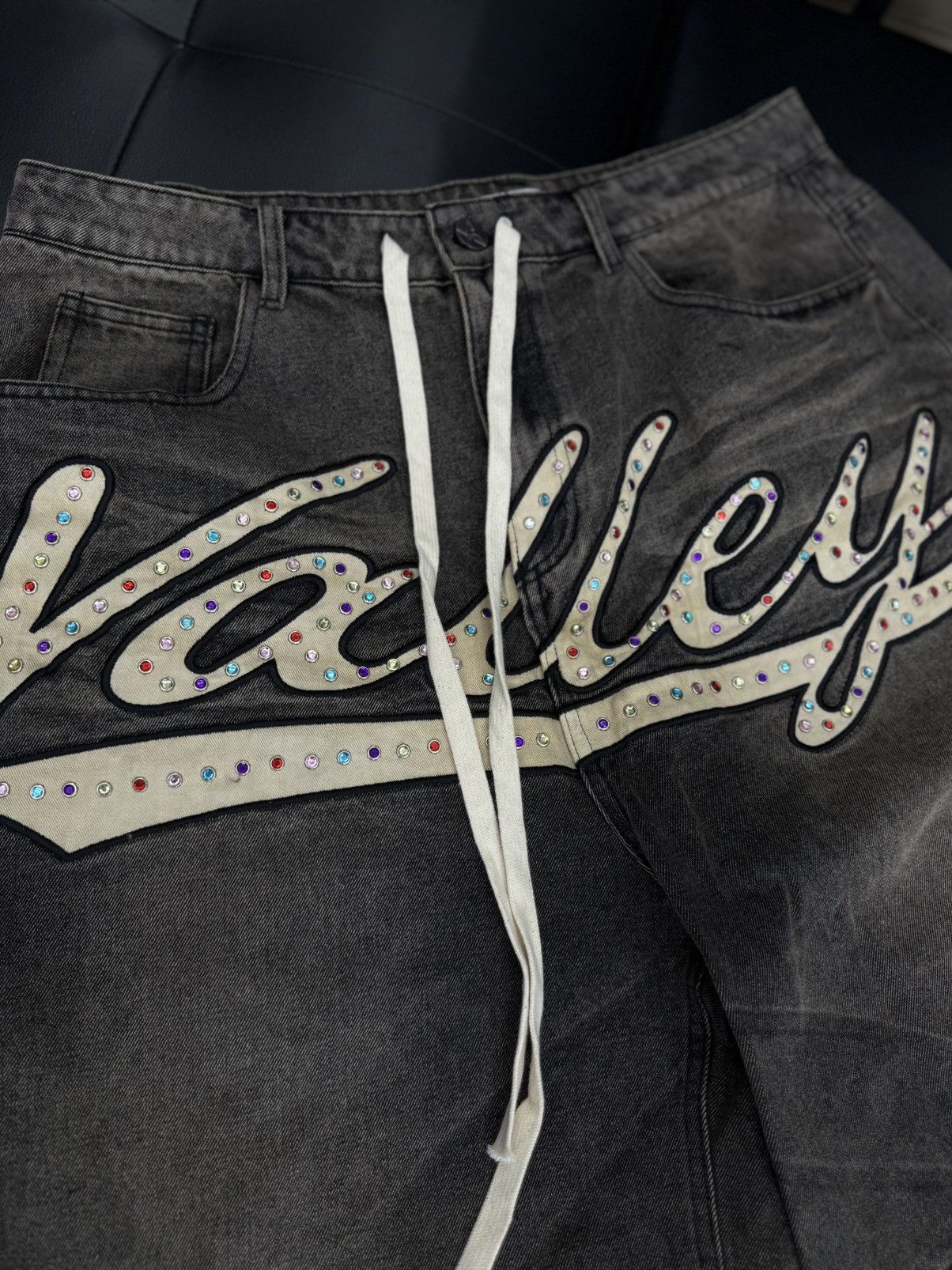 Vale Vale Valley Black Skittles Stones Shorts Size 34 (NEW) Size US 34 / EU 50 - 2 Thumbnail