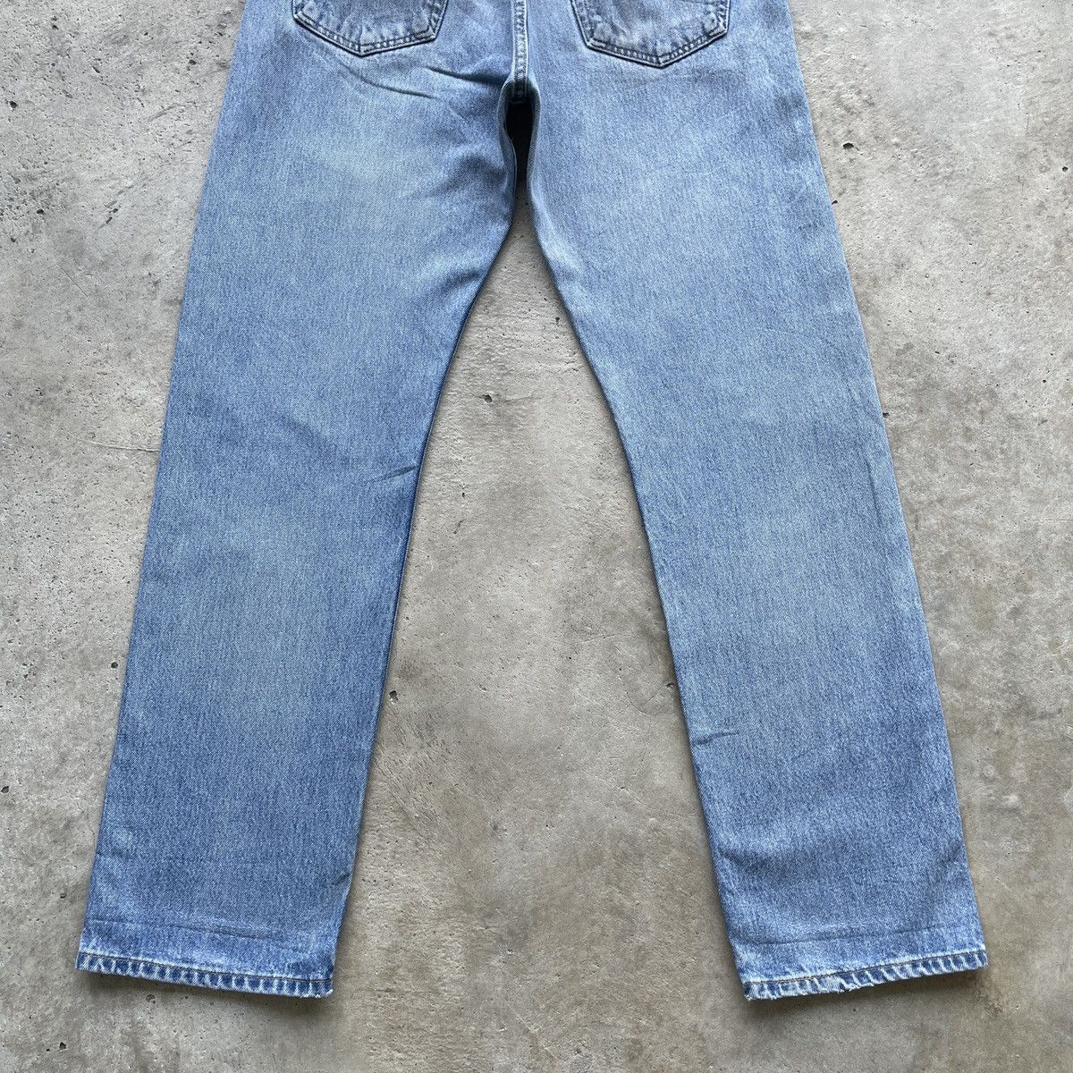 Jean × Levi's × Vintage Vintage Levi’s 501 Straight Faded Distressed Jeans Pants W32 Size US 32 / EU 48 - 14 Thumbnail