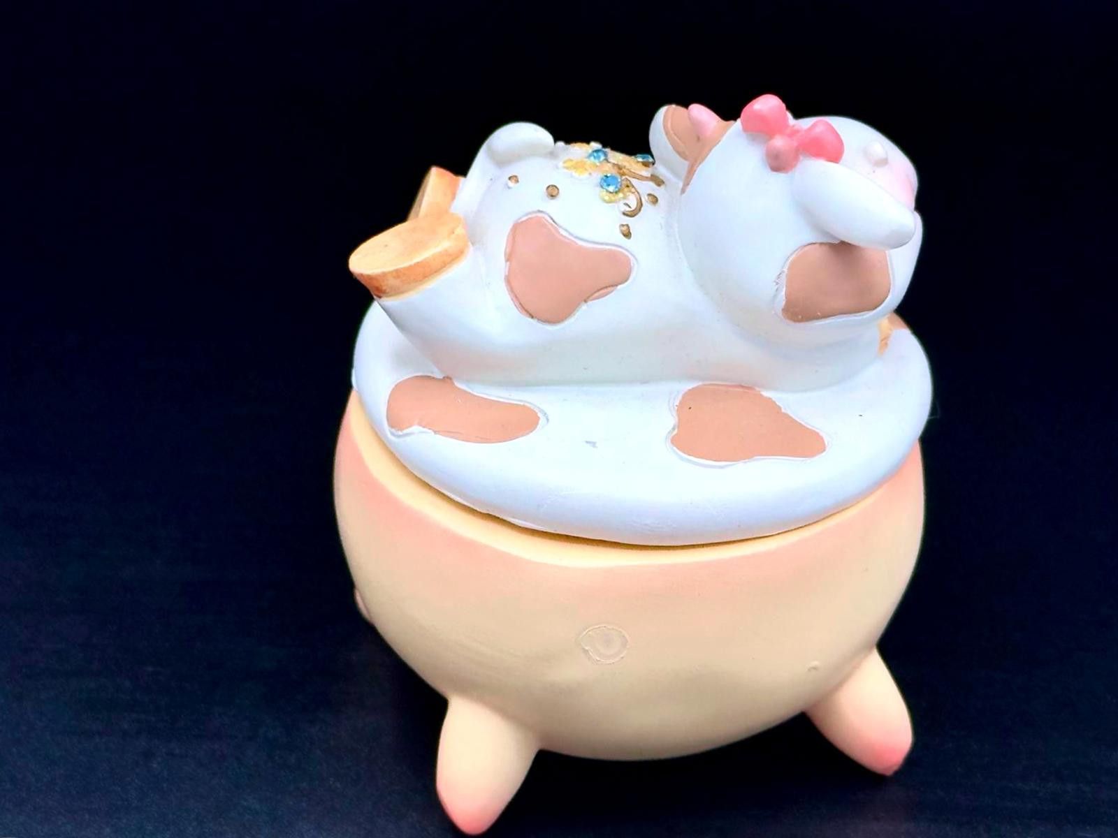 Other Charming Cow Trinket Box Gold & Jewel Details | Farmhouse Size ONE SIZE - 3 Thumbnail
