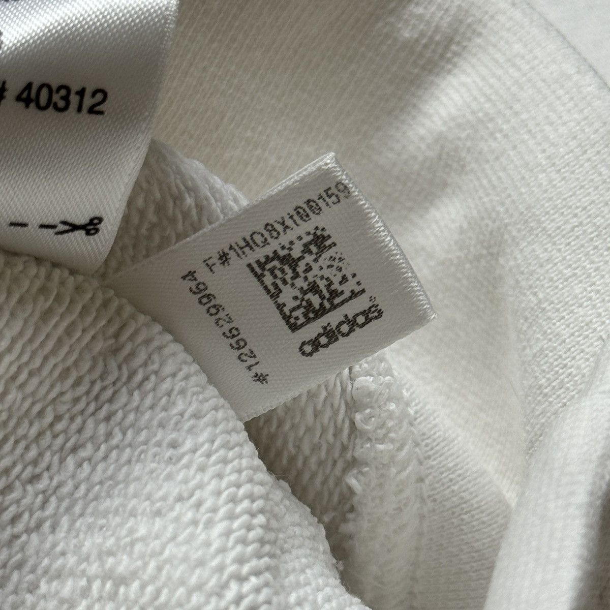 Y-3 Adidas x Yohji Yamamoto - Reflective Square Logo Sweater Size US M / EU 48-50 / 2 - 12 Thumbnail