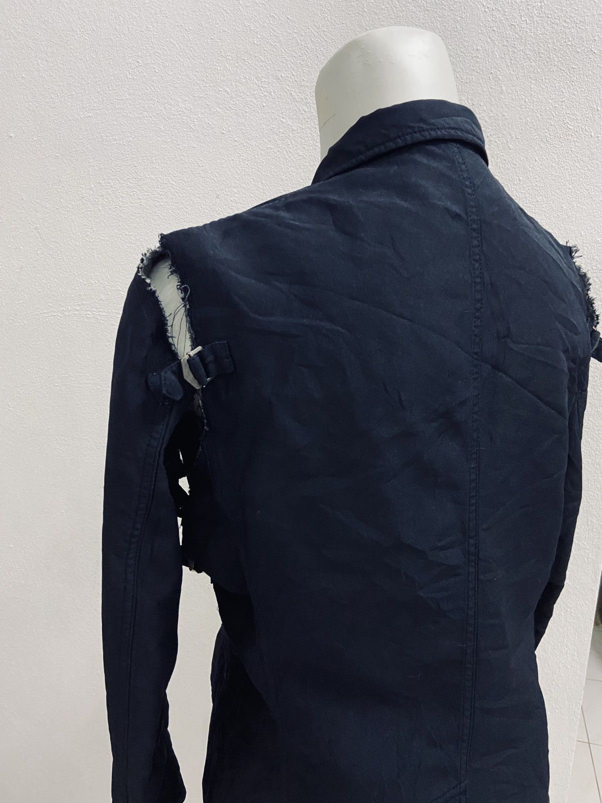 Comme des Garcons Homme Plus COMME DES GARCONS DISTRESSED BLAZER Size 36R - 6 Thumbnail
