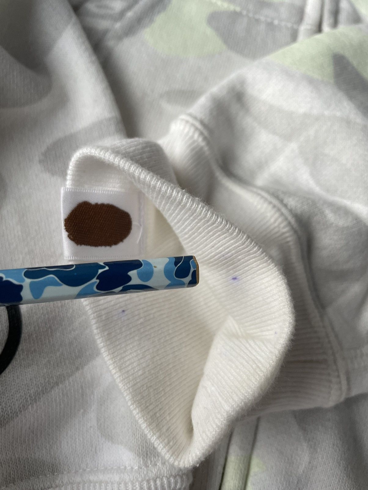 Bape Bape GITD City Camo Shark Fullzip Hoodie Size XS / US 0-2 / IT 36-38 - 19 Thumbnail