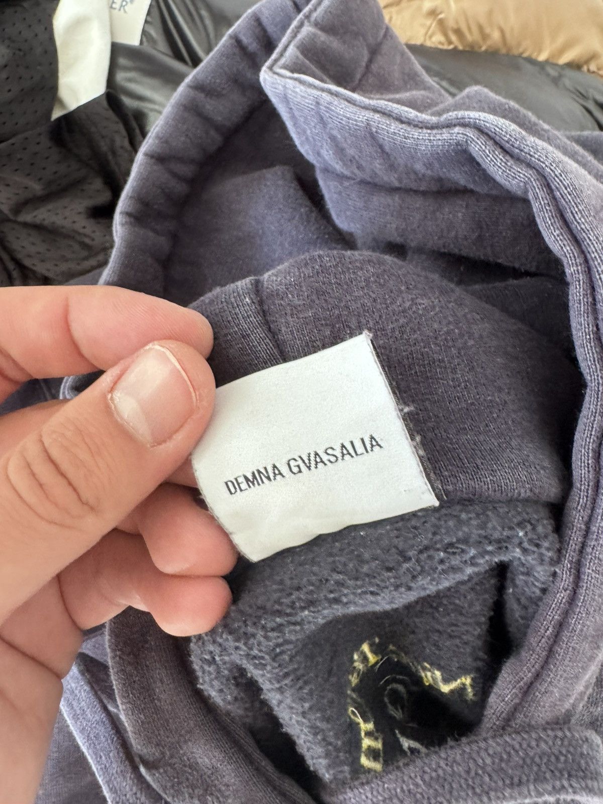 Vetements Hi. I Don’t Care. Thanks. Size US S / EU 44-46 / 1 - 6 Thumbnail