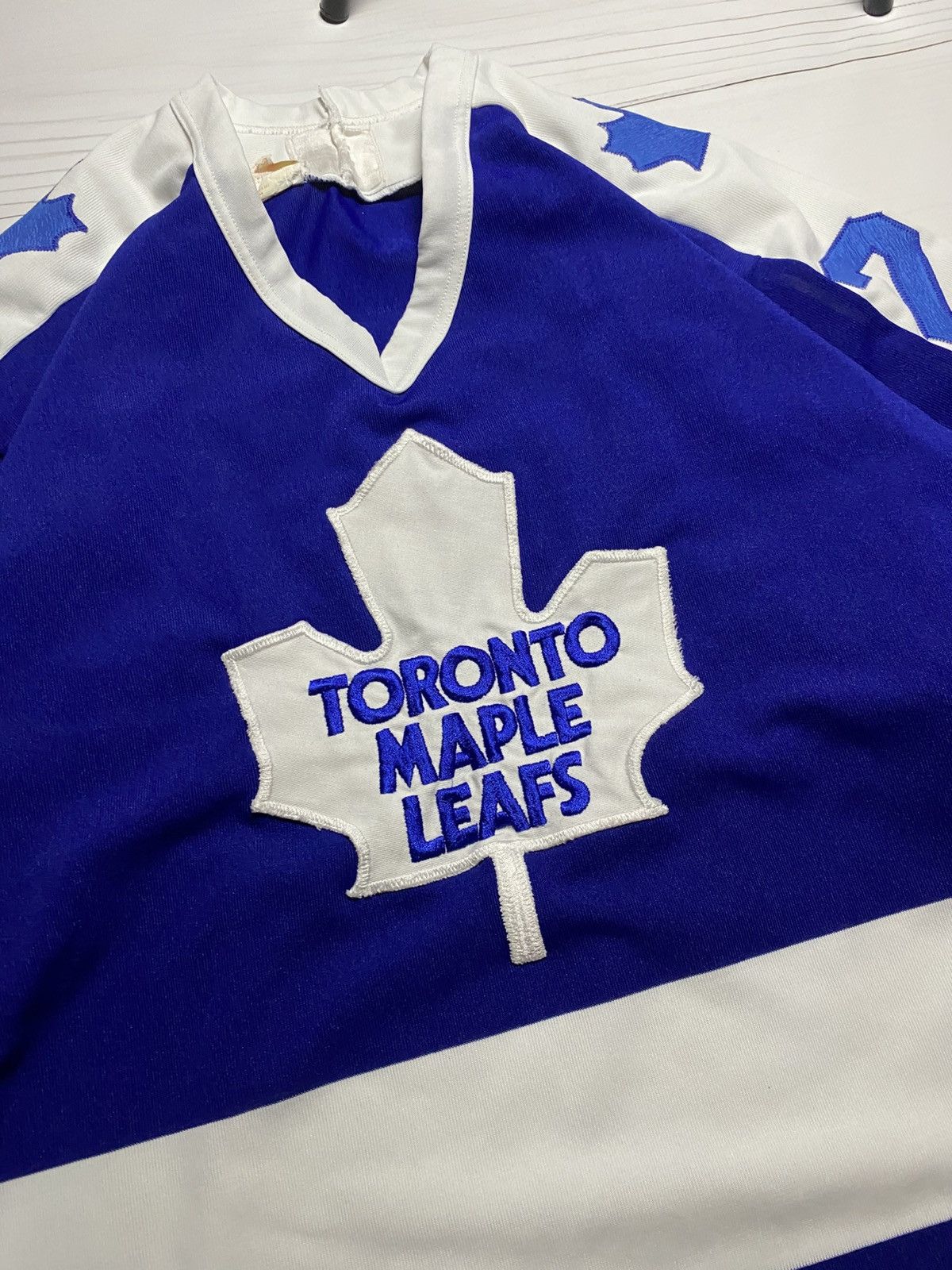 Vintage Very Rare 70-80’s Vintage Toronto Maple Leafs #29 jersey Size US M / EU 48-50 / 2 - 7 Thumbnail
