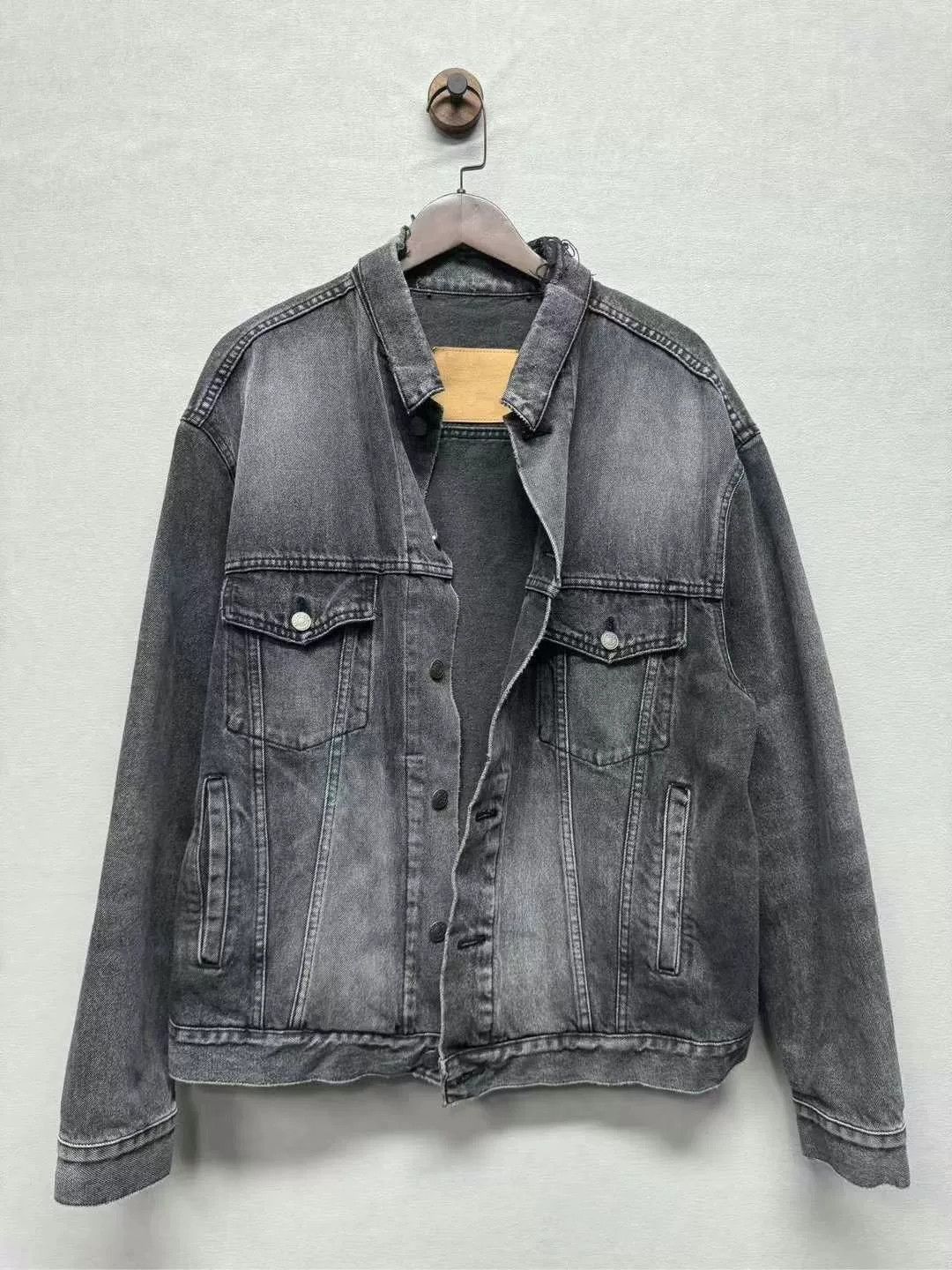 Balenciaga Balenciaga Back Logo Denim Jacket Size US S / EU 44-46 / 1 - 1 Thumbnail