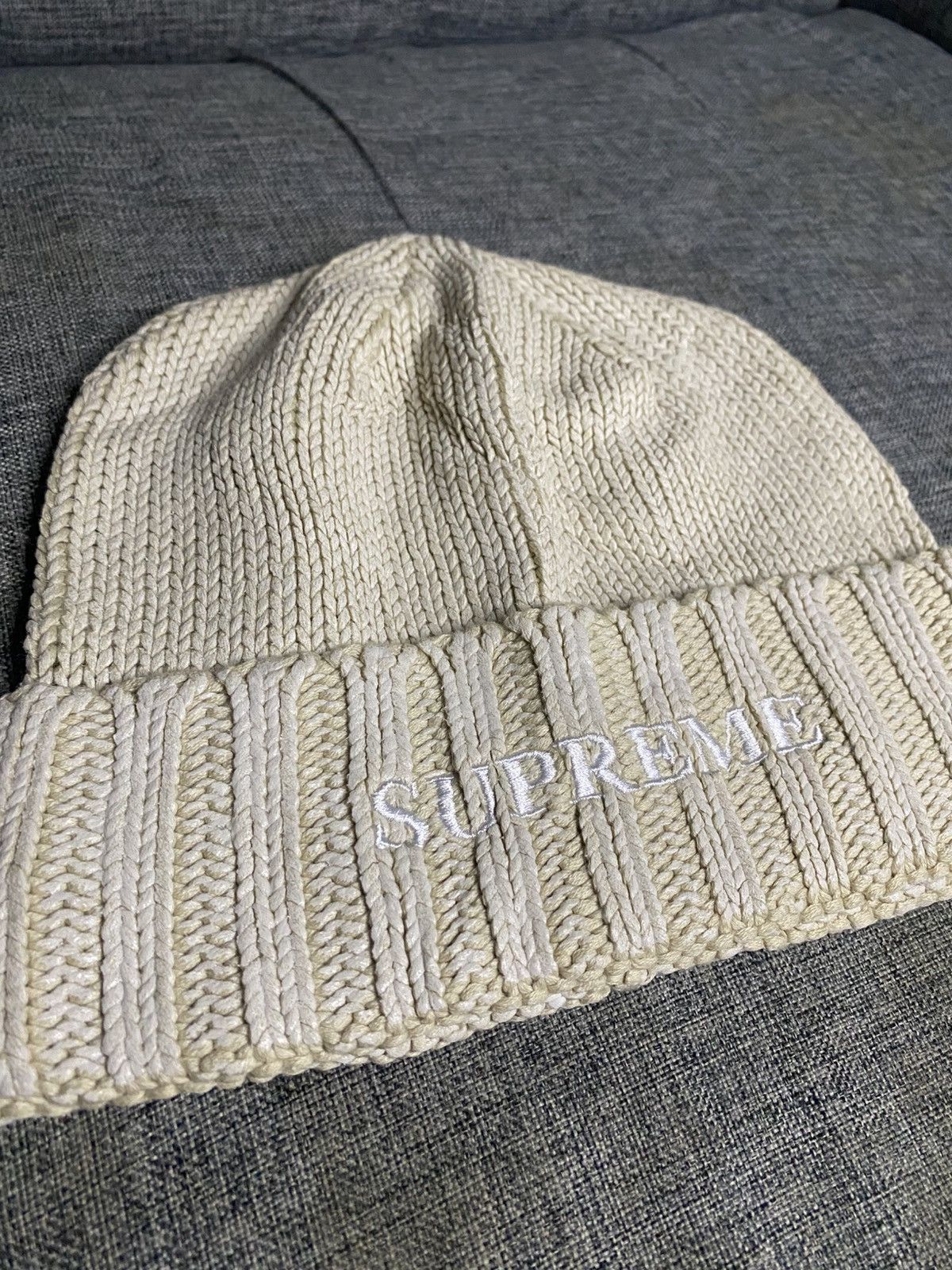 Hypebeast × Supreme Supreme Beanie Hats Size ONE SIZE - 2 Thumbnail