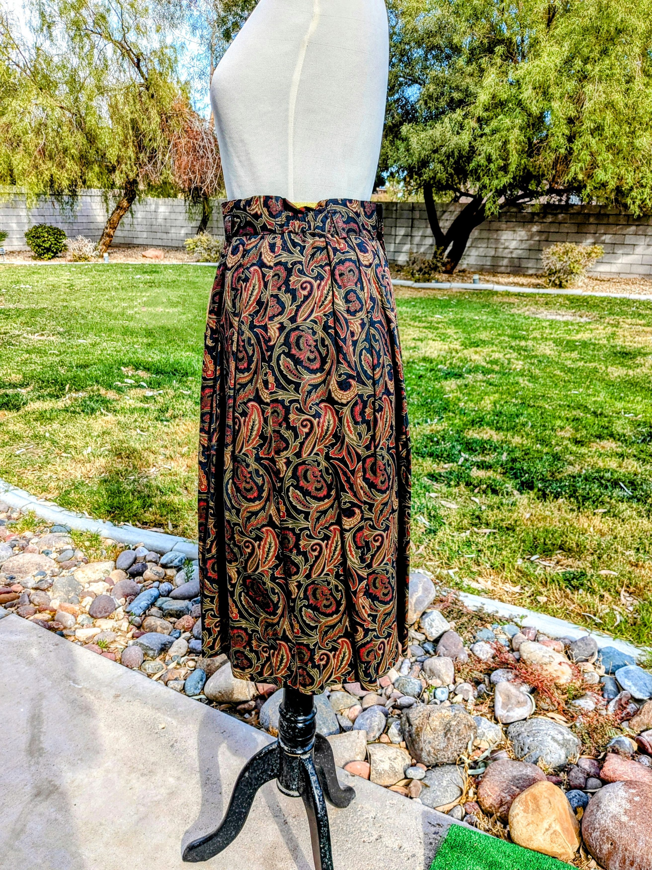 Vintage Vintage Japanese Petite Pleated Paisley Retro Maxi Skirt Size 27" / US 4 / IT 40 - 5 Thumbnail
