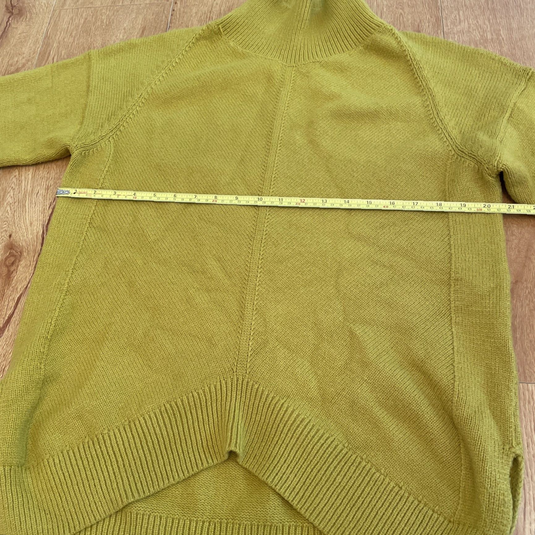 Anthropologie Maeve Anthropologie Sweater Small Turtle Neck Oversize Tunic Mustard Yellow Boho Pullover Women S Regular XS? No size mapping. Size S / US 4 / IT 40 - 5 Thumbnail