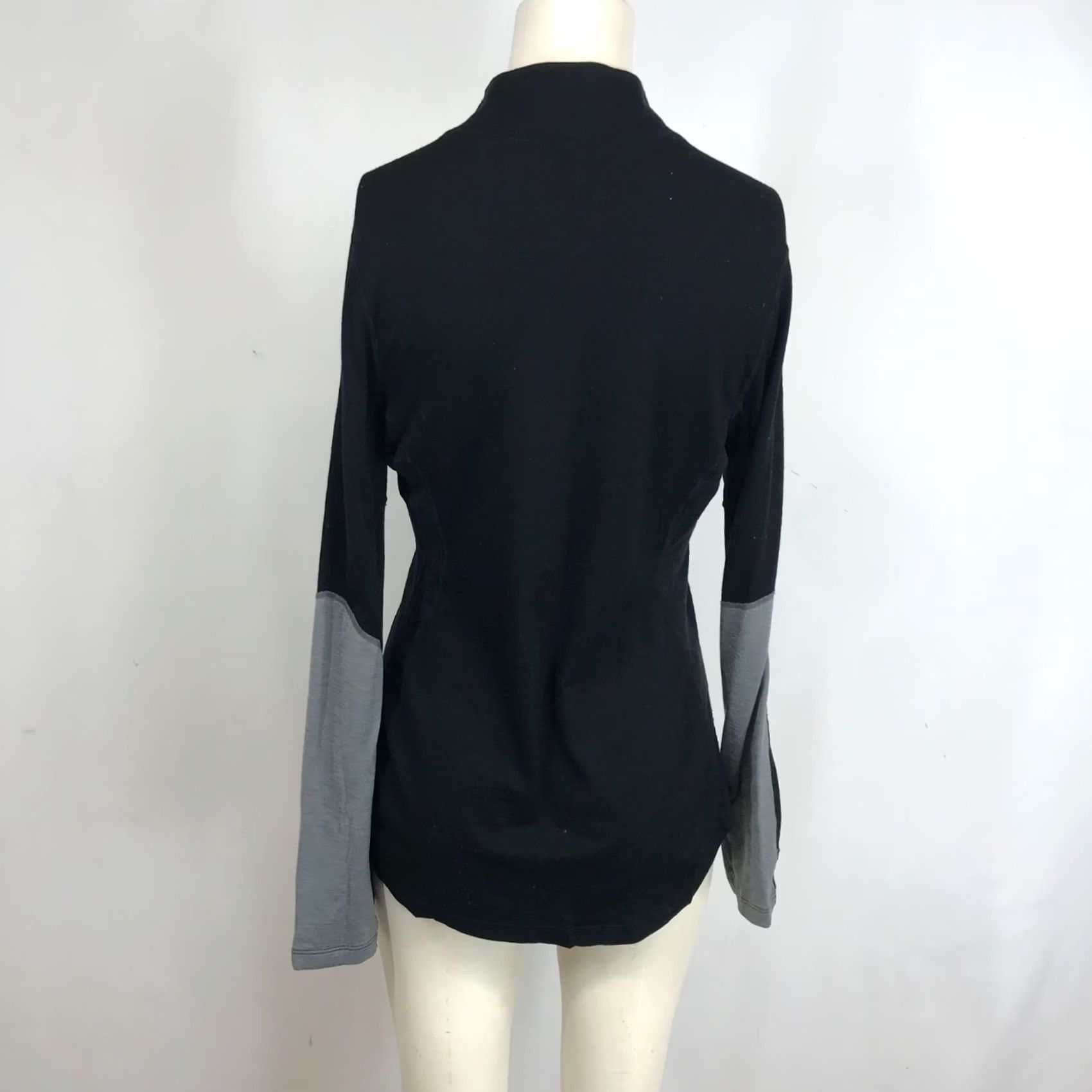Vintage TREWGEAR - Womens Medium - Black Long Sleeve Lightweight Merino 1/4 Zip Shirt Size M / US 6-8 / IT 42-44 - 6 Thumbnail