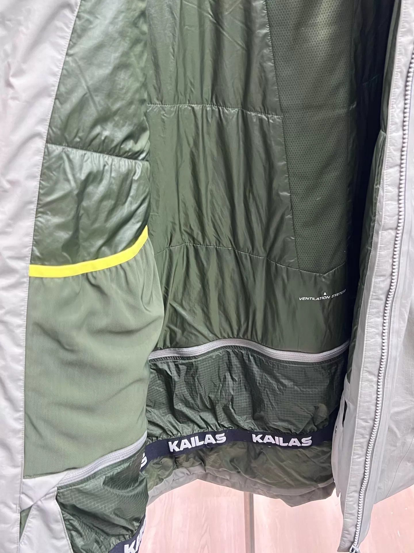 Other KAILAS Bogda Plus Insulated Jacket Green 3XL Rare Mint Size US XXL / EU 58 / 5 - 6 Thumbnail