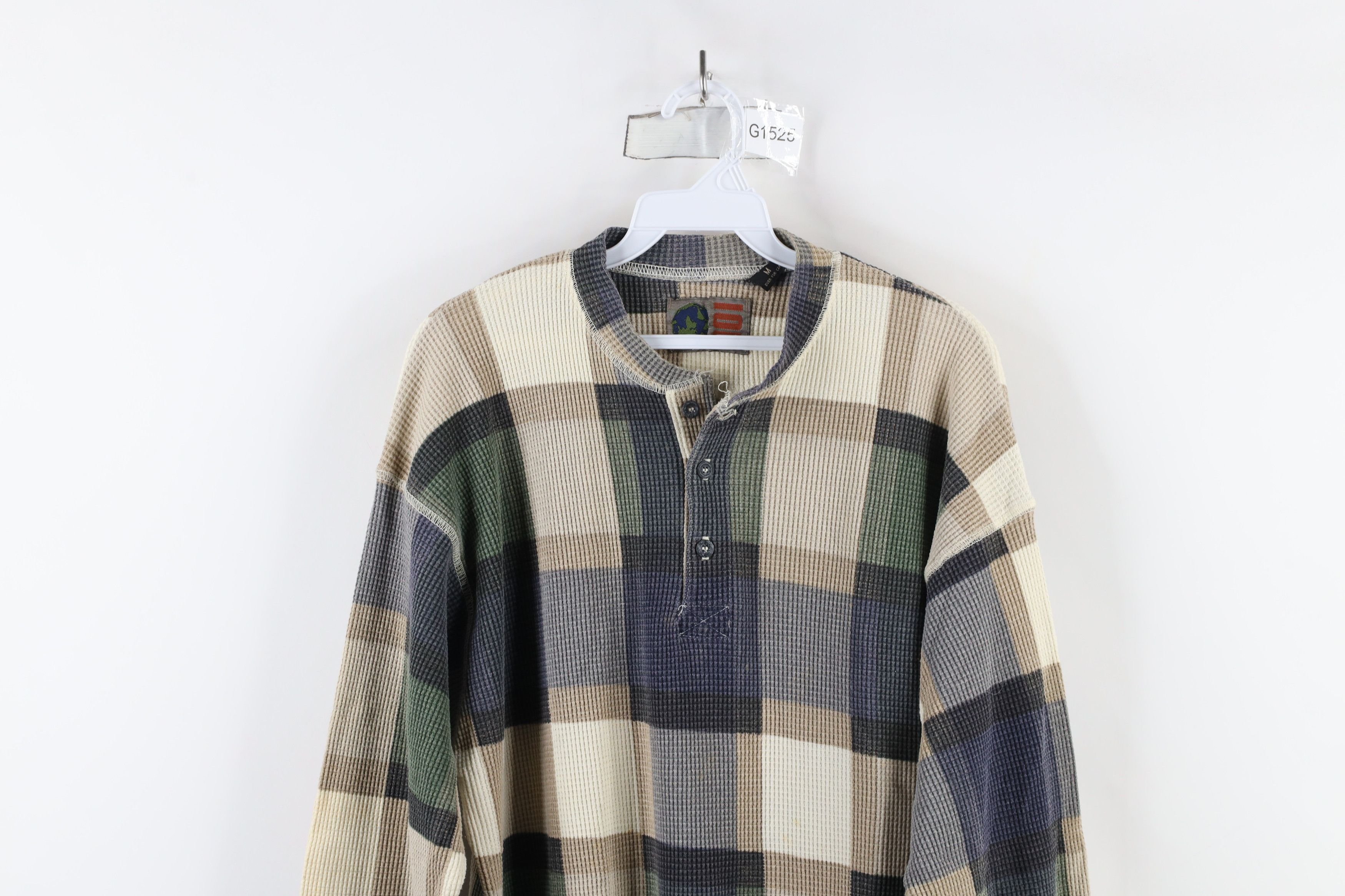 Vintage Vintage 90s IOU Streetwear Waffle Knit Henley T-Shirt USA Size US M / EU 48-50 / 2 - 2 Thumbnail