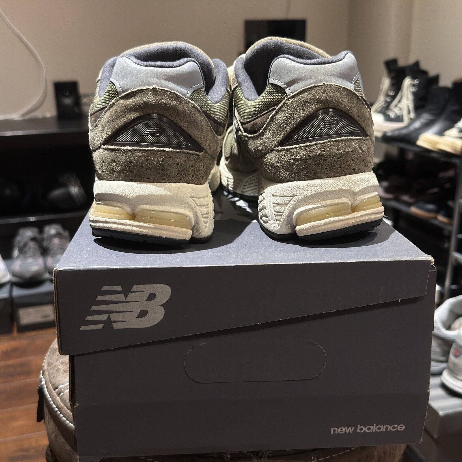 New Balance Men 10.0US Sneakers/M2002Rhn New Balance Shoes Size US 10 / EU 43 - 4 Thumbnail