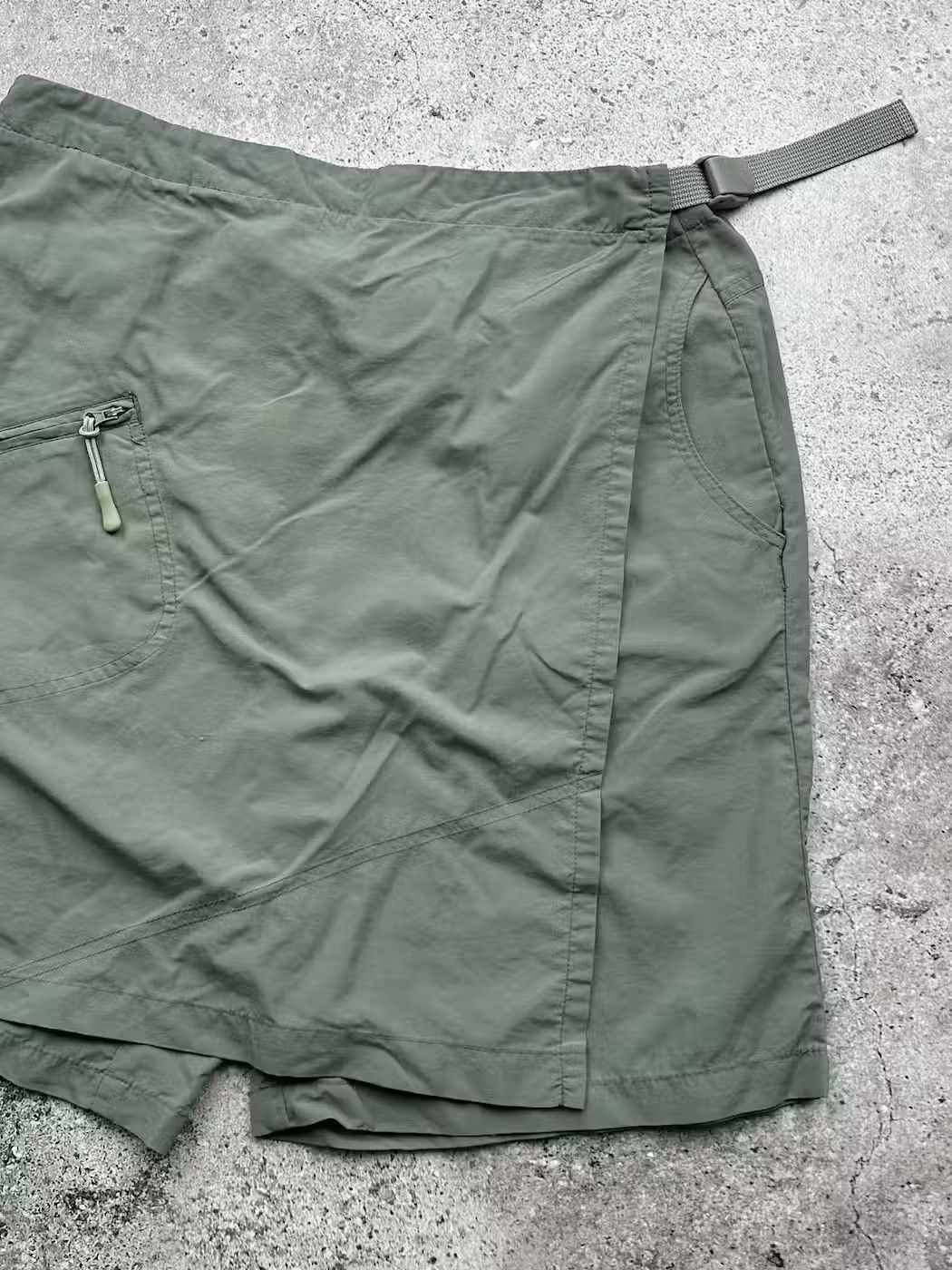 Vintage Vintage Shorts/Skirt C573(V264) Size 27" / US 4 / IT 40 - 5 Thumbnail