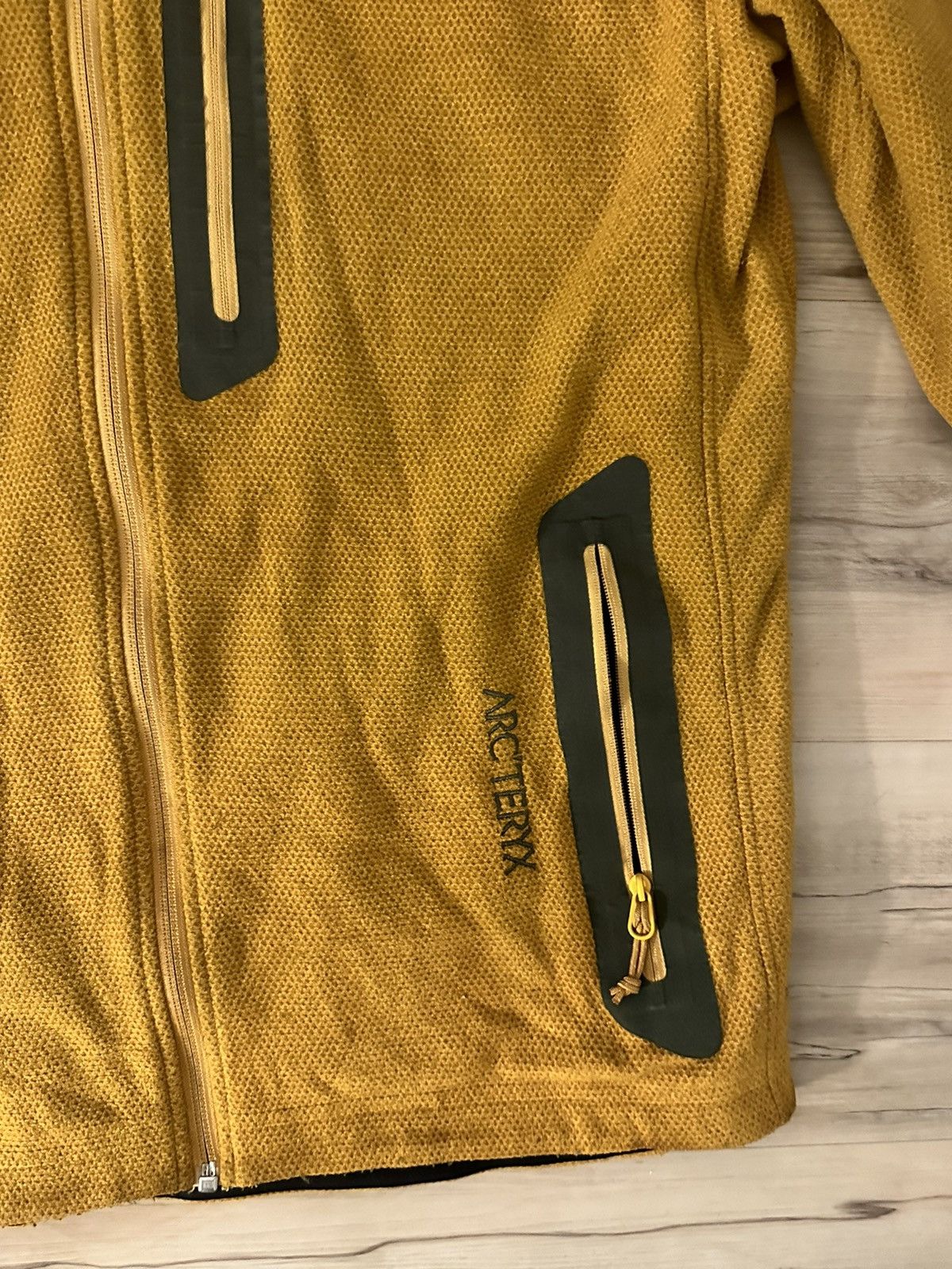 Arc'teryx Vintage Arcteryx Fleece Size L Size US L / EU 52-54 / 3 - 4 Thumbnail