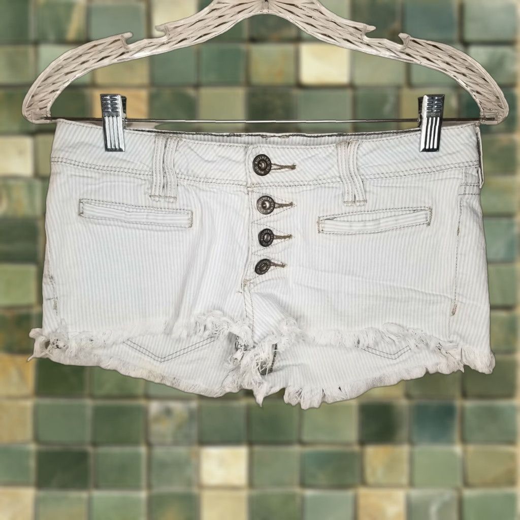 Vintage BULLHEAD Juniors Frayed Cut-Off Shorts Blue White Striped Size 3 Womens Size 26" / US 2 / IT 38 - 1 Thumbnail