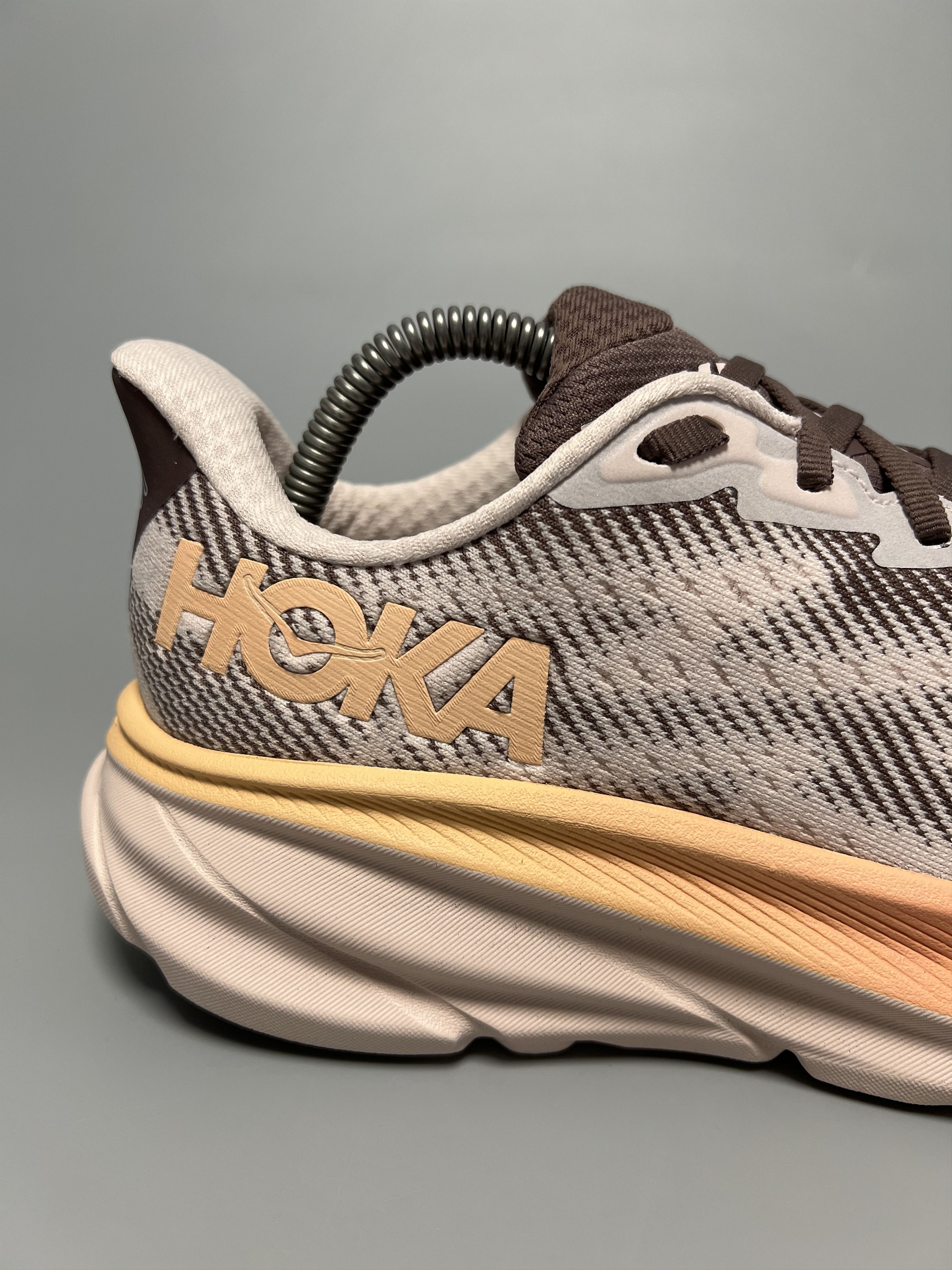 Goretex Hoka One One Clifton 9 GTX Women’s Running Shoes Size US 8 / IT 38 - 12 Thumbnail