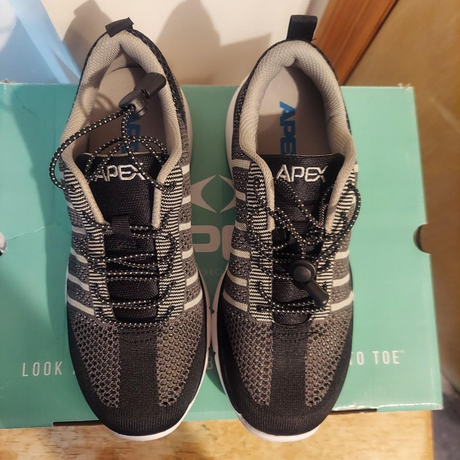 Apex Apex Bolt A7000 Men's US 7 X-Wide Knit Running Sneakers NWOT Size US 7 / EU 40 - 7 Thumbnail