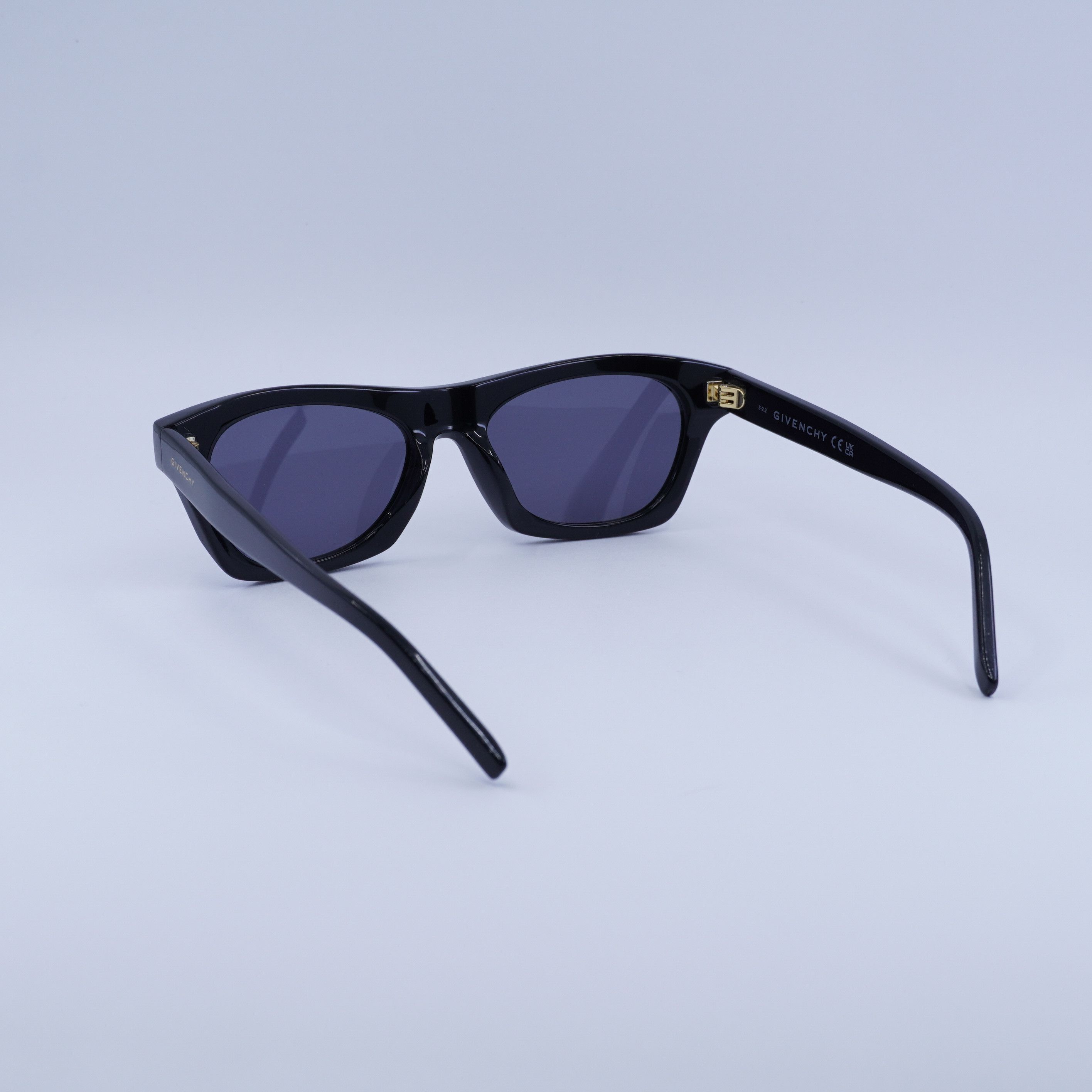 Givenchy 🕶️ New Givenchy GV40026U 01A Black Sunglasses Size ONE SIZE - 5 Thumbnail