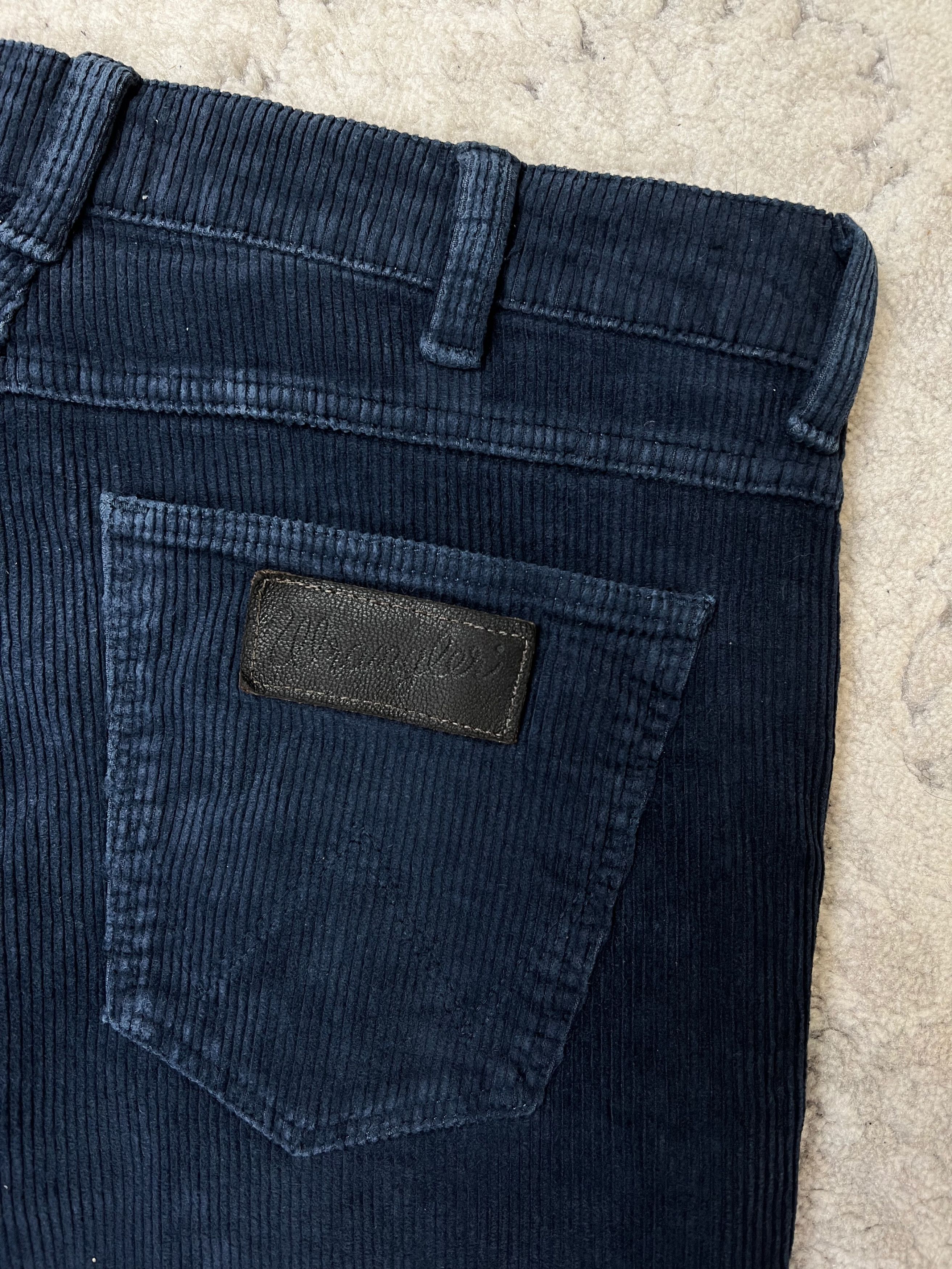 Wrangler Wrangler Greensboro 803 Corduroy Pants W31 Regular Straight Size US 31 - 10 Thumbnail