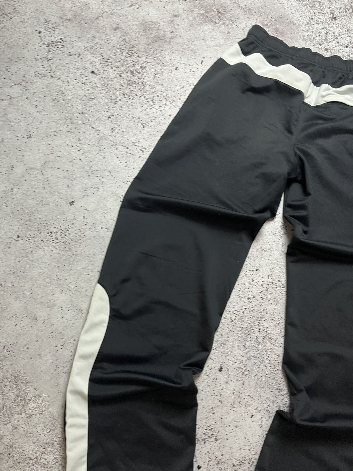 Nike × Vintage 🌽Vintage Nike Trackpants Nylon Y2K Style Drill Size US 30 / EU 46 - 9 Thumbnail