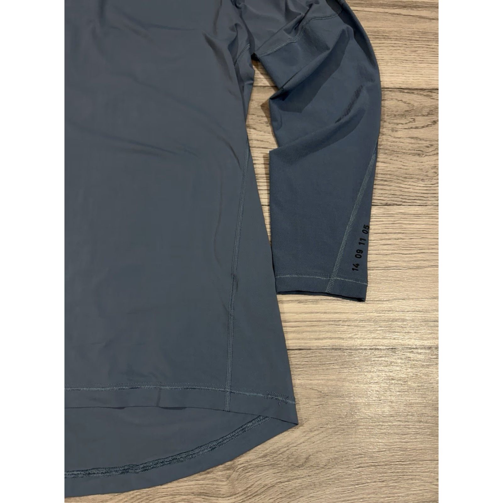 Nike NIKE Pro Tech Pack Long Sleeve Training Top Shirt XL Blue BQ0588-418 Pro Nike Mens Shirt Gym Training Activewear Size US XL / EU 56 / 4 - 7 Thumbnail