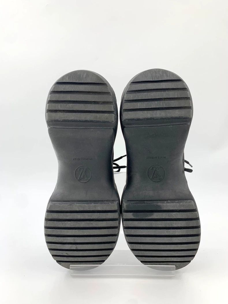 Louis Vuitton Louis Vuitton Black logo lace up sport casual shoes Size US 5.5 / EU 38 - 5 Thumbnail