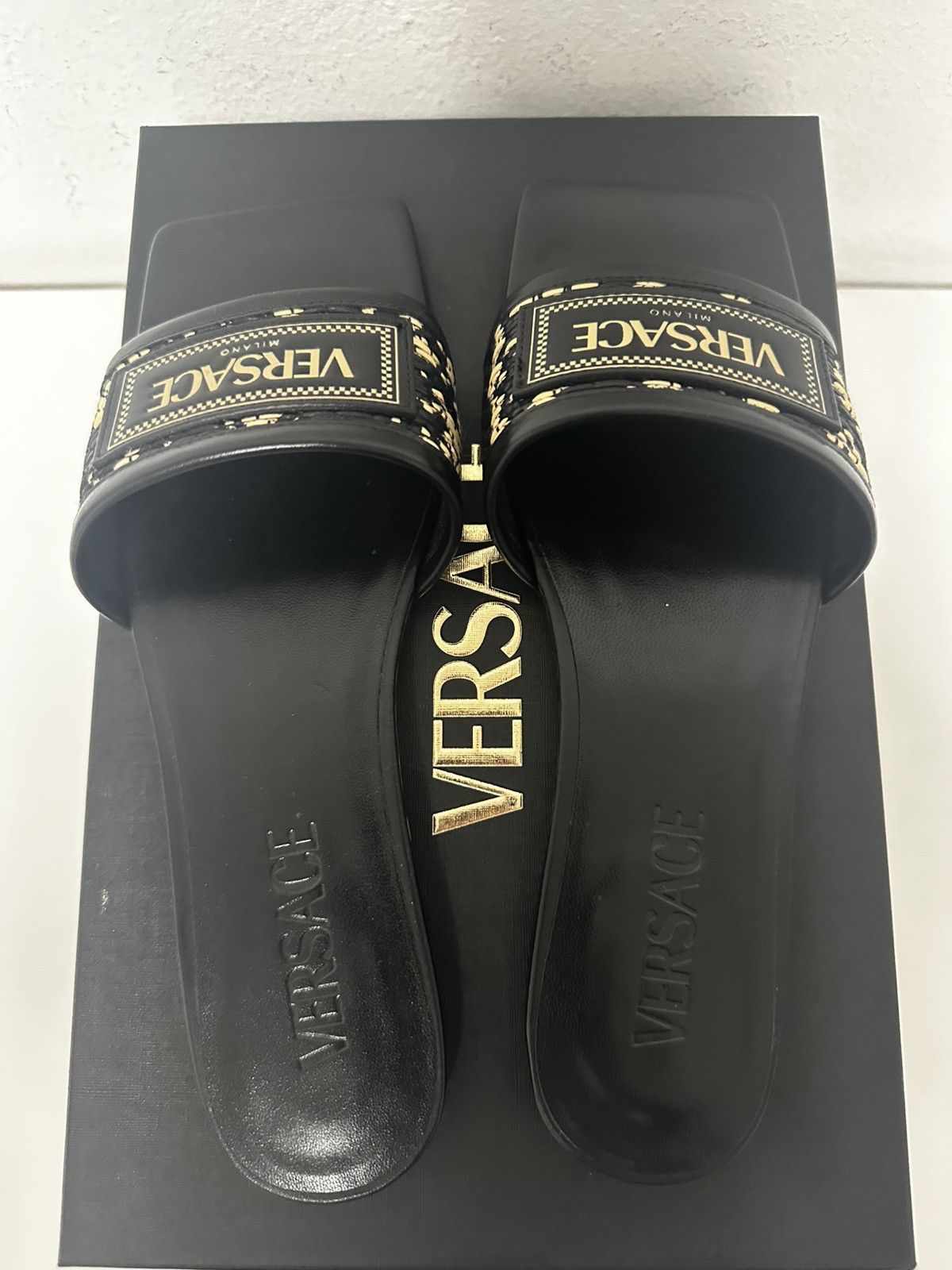 Versace Versace Theia Barocco Flat Sandals Size US 6 / IT 36 - 5 Thumbnail