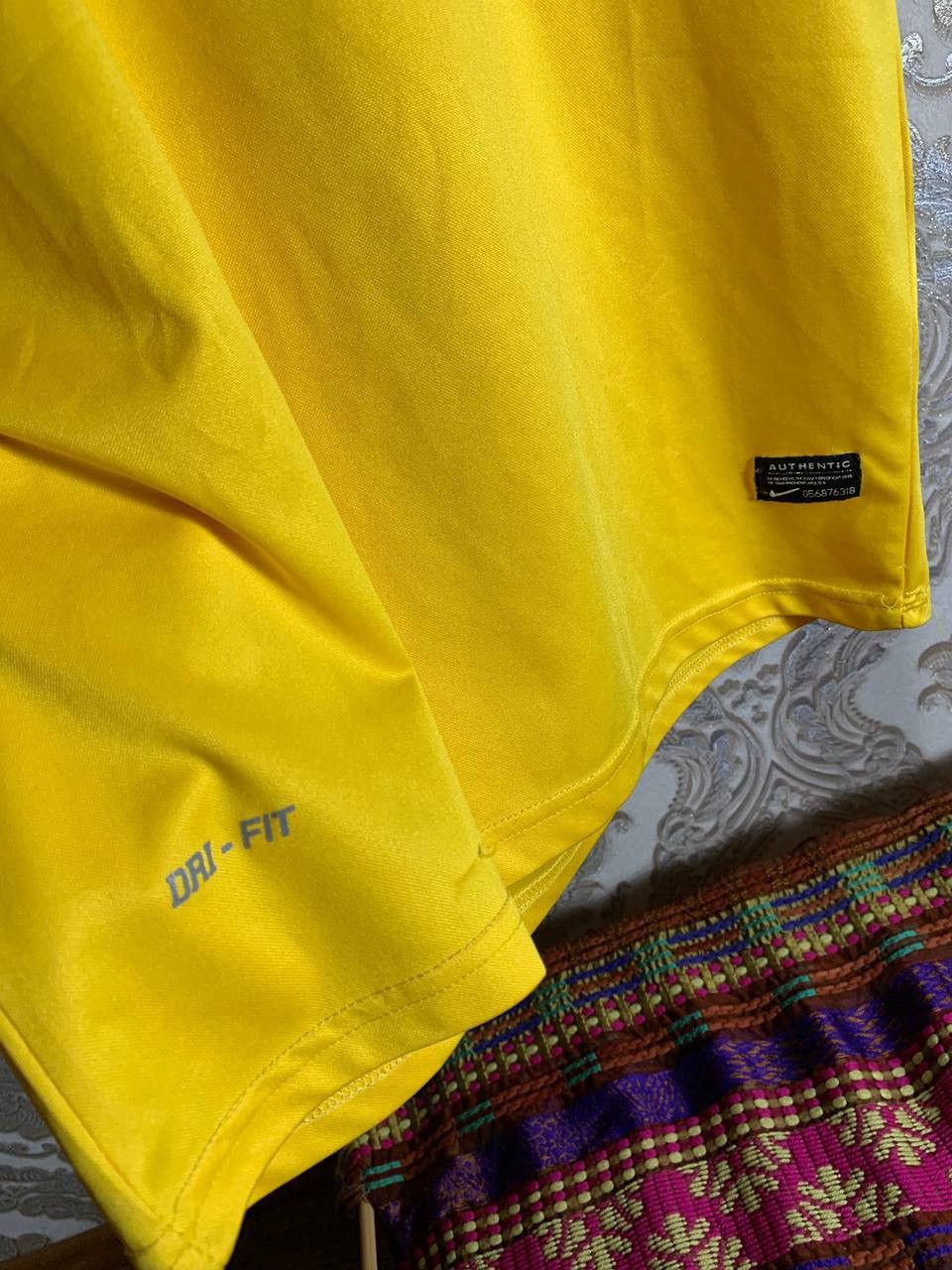 Vintage VERY RARE NIKE BRAZIL RETRO SOCCER JERSEY BLOKECORE Y2K 90s Size US XL / EU 56 / 4 - 4 Thumbnail