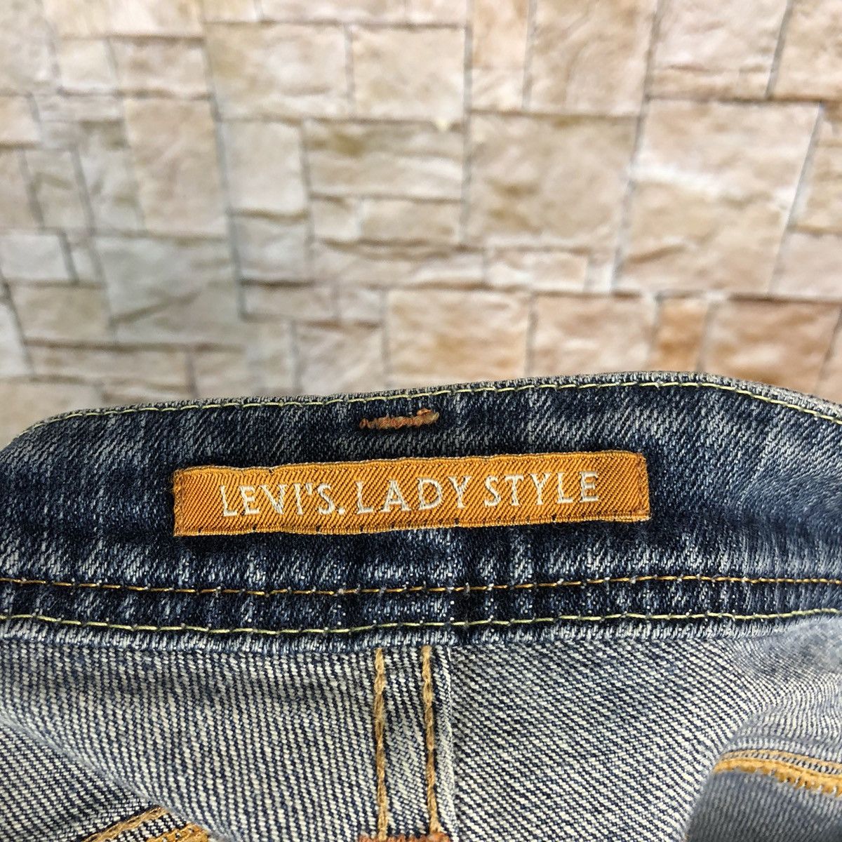 Levi's Levis Ladies Blue Disstressed Denim Pants #A606 Size 29" - 21 Thumbnail