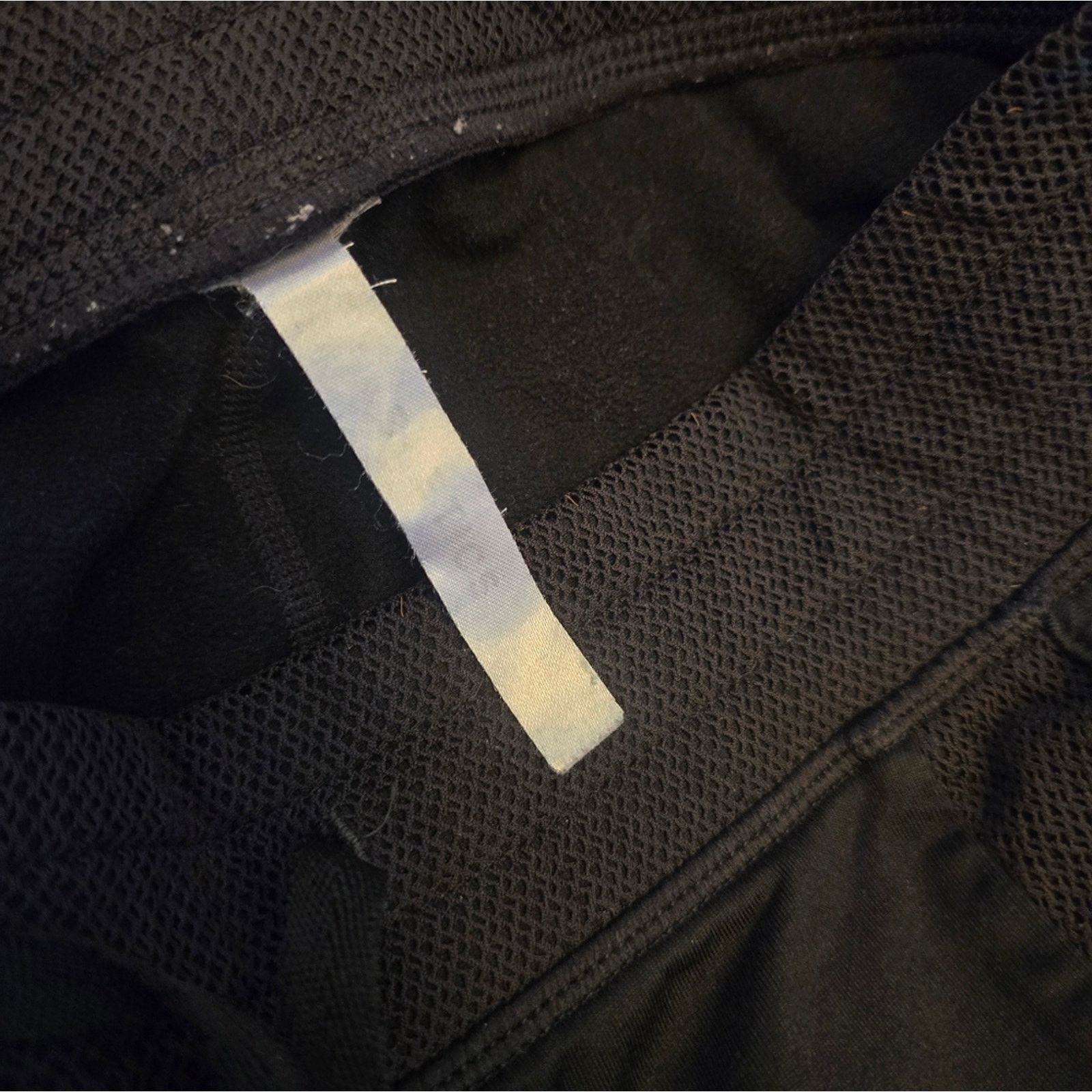 Fabletics Black | FABLETICS | Mesh Detailed Jogger Pant Size US 26 / EU 42 - 4 Thumbnail