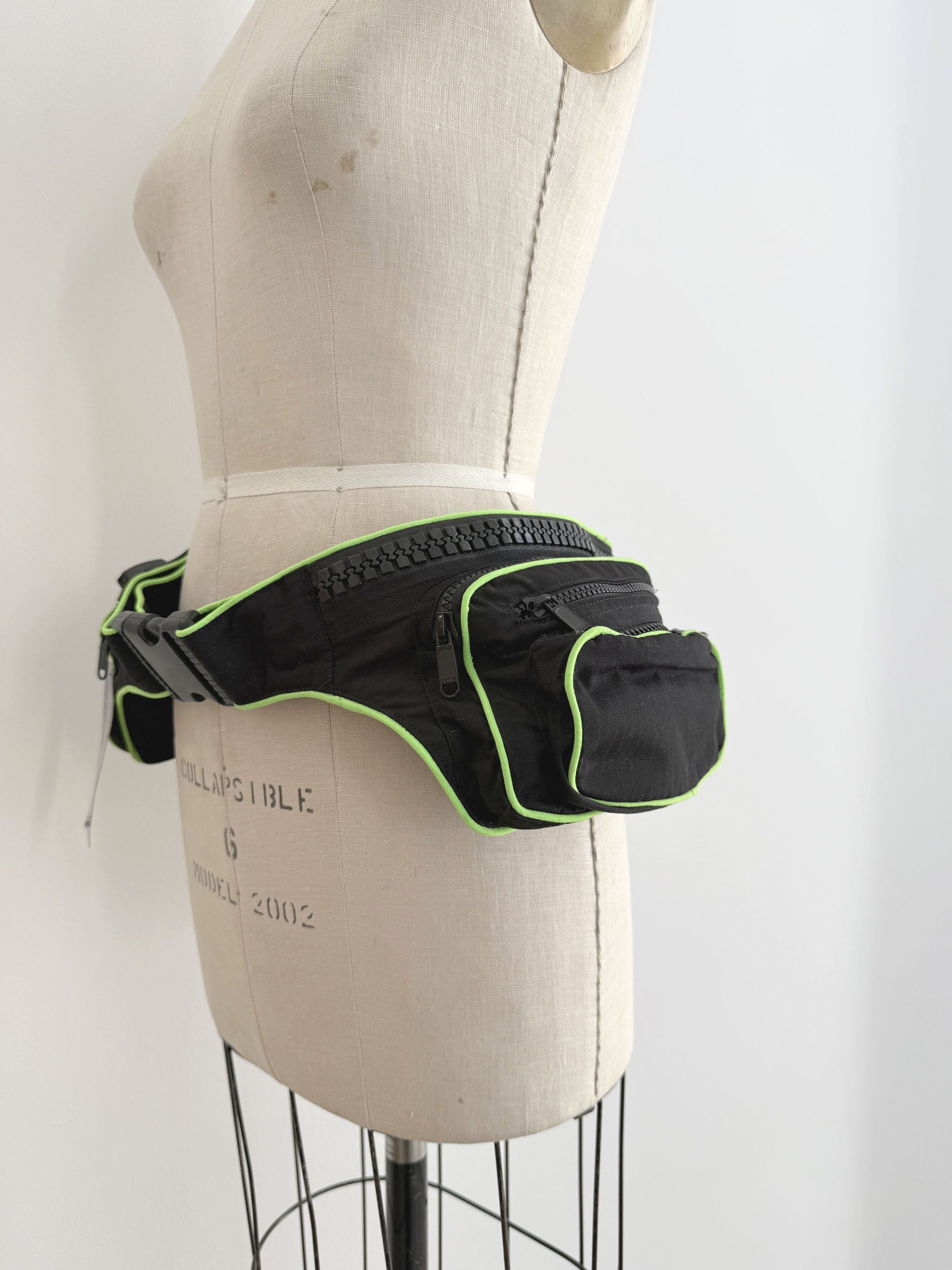 Vintage 90s Vintage Space Tribe fanny pack Size ONE SIZE - 4 Thumbnail