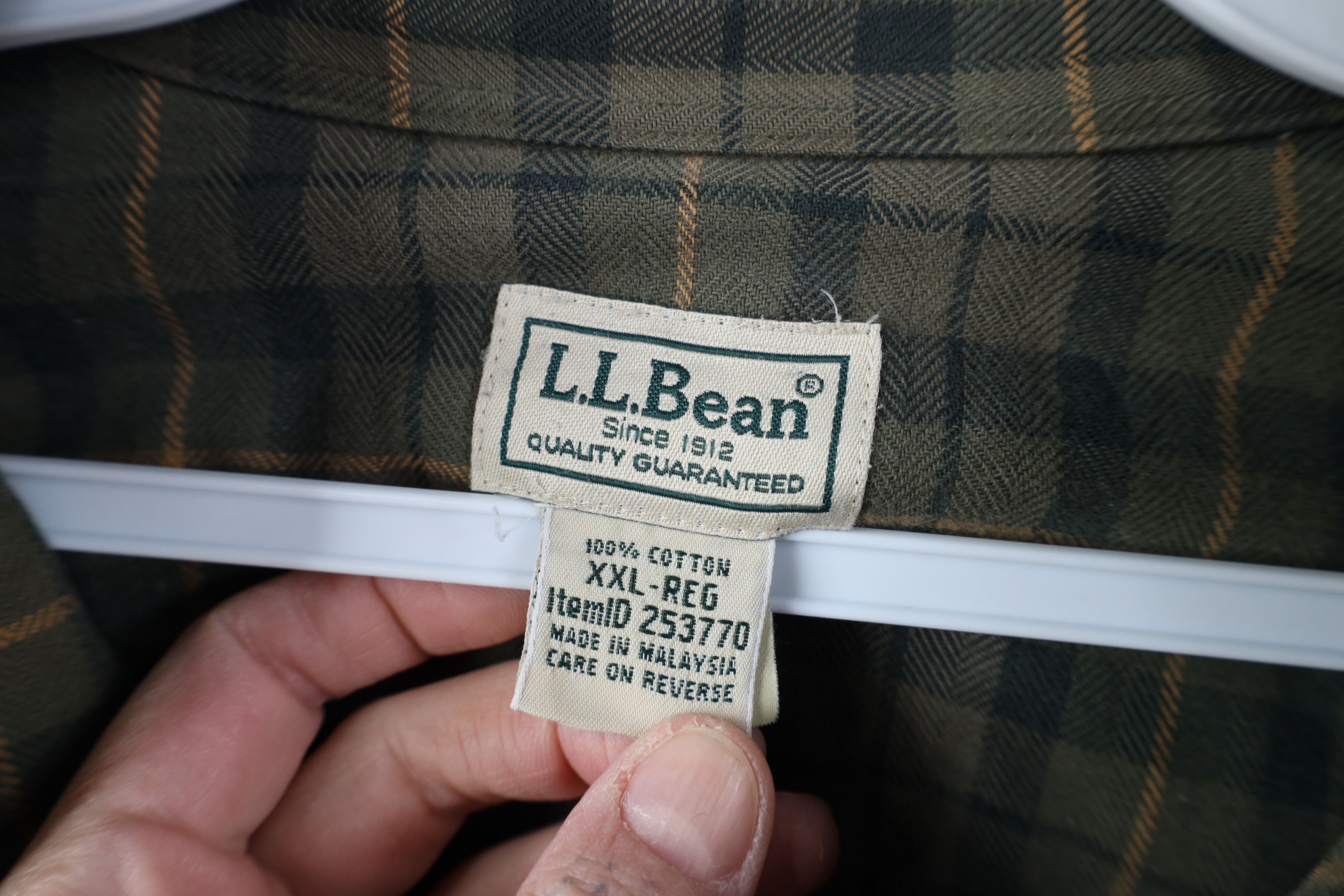 L.L. Bean Vintage 90s LL Bean Heavy Herringbone Plaid Button Shirt Size US XXL / EU 58 / 5 - 8 Thumbnail