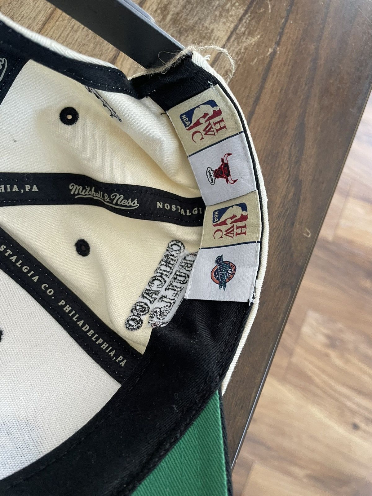 Mitchell & Ness 98 nba finals snapback Size ONE SIZE - 6 Thumbnail