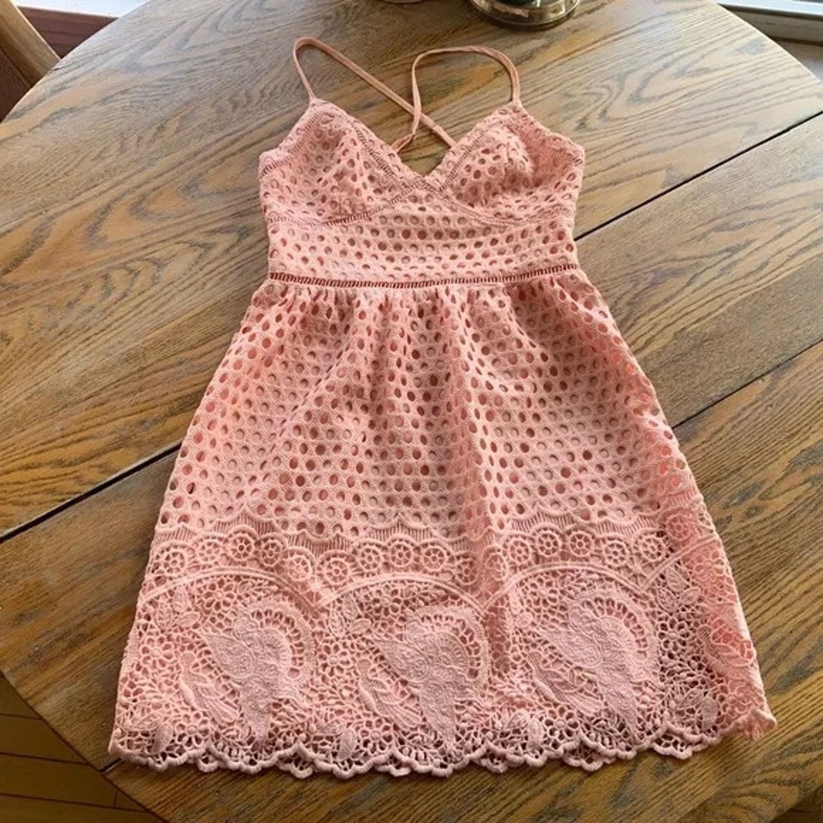 Abercrombie & Fitch ABERCROMBIE & FITCH CORAL EYELET CROCHET SUMMER DRESS SZ M Size M / US 6-8 / IT 42-44 - 5 Thumbnail