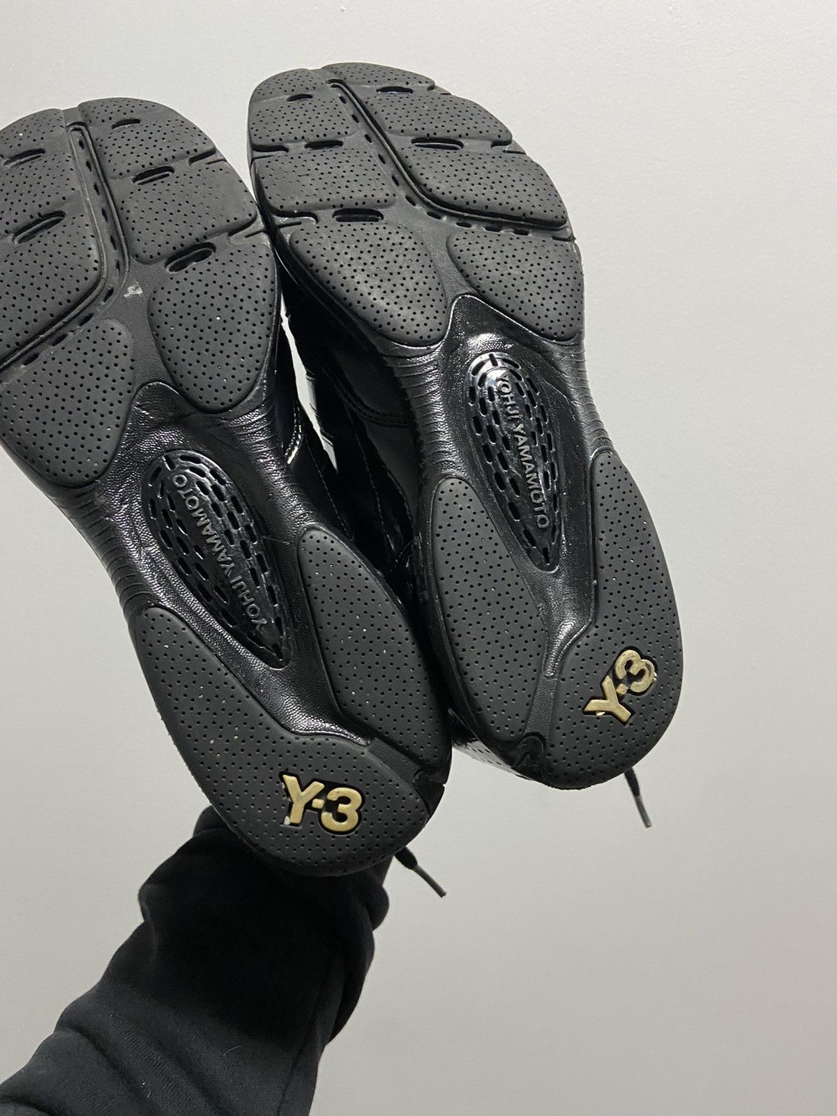 Vintage × Y-3 × Yohji Yamamoto Y-3 Yohji Yamamoto ikuno RARE Vintage Sneakers Japanese Size US 8.5 / EU 41-42 - 11 Thumbnail