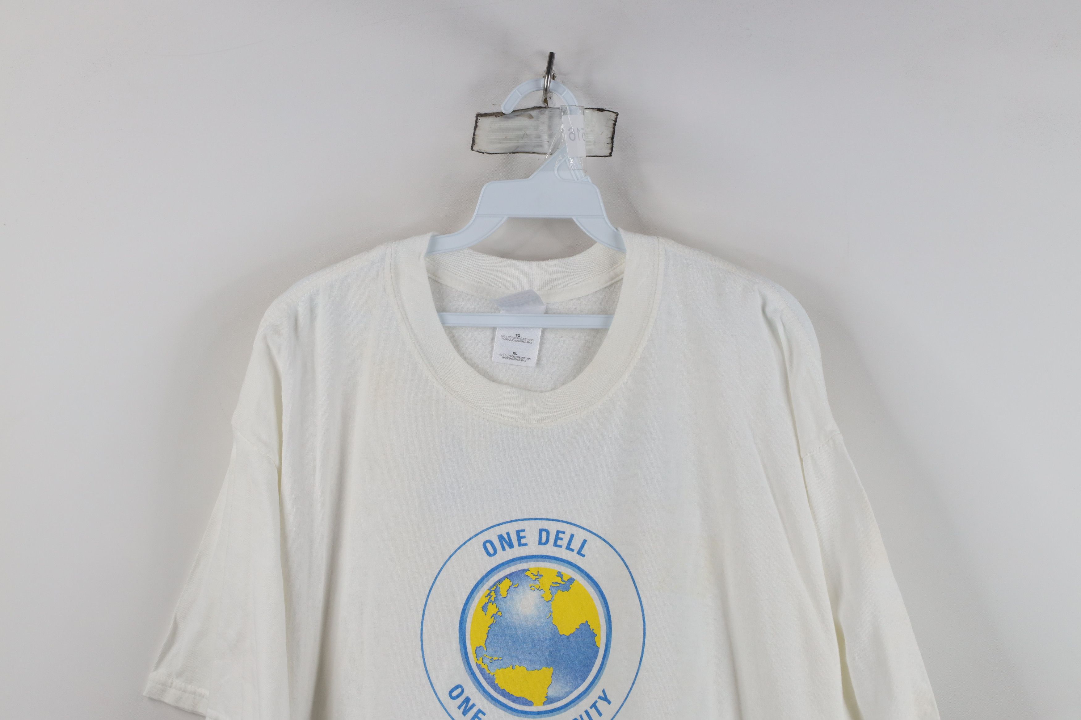 Vintage Vintage 90s One Community Earth Day Dell Computers T-Shirt Size US XL / EU 56 / 4 - 2 Thumbnail