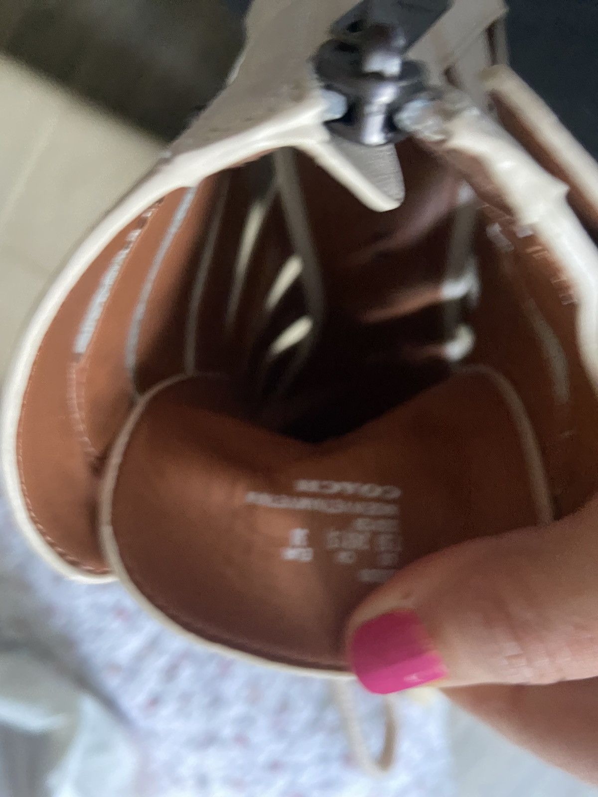 Coach Coach Women's Paisley USA 7.5 White Leather Zip RRP: €225 Size US 8 / IT 38 - 6 Thumbnail