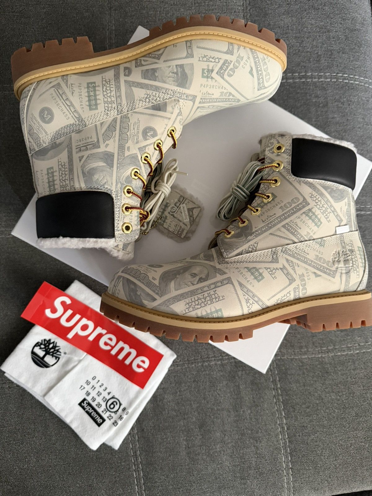 Maison Margiela × Supreme Maison Margiela X Supreme $100 Bills Timberland Size US 9 / EU 42 - 1 Thumbnail