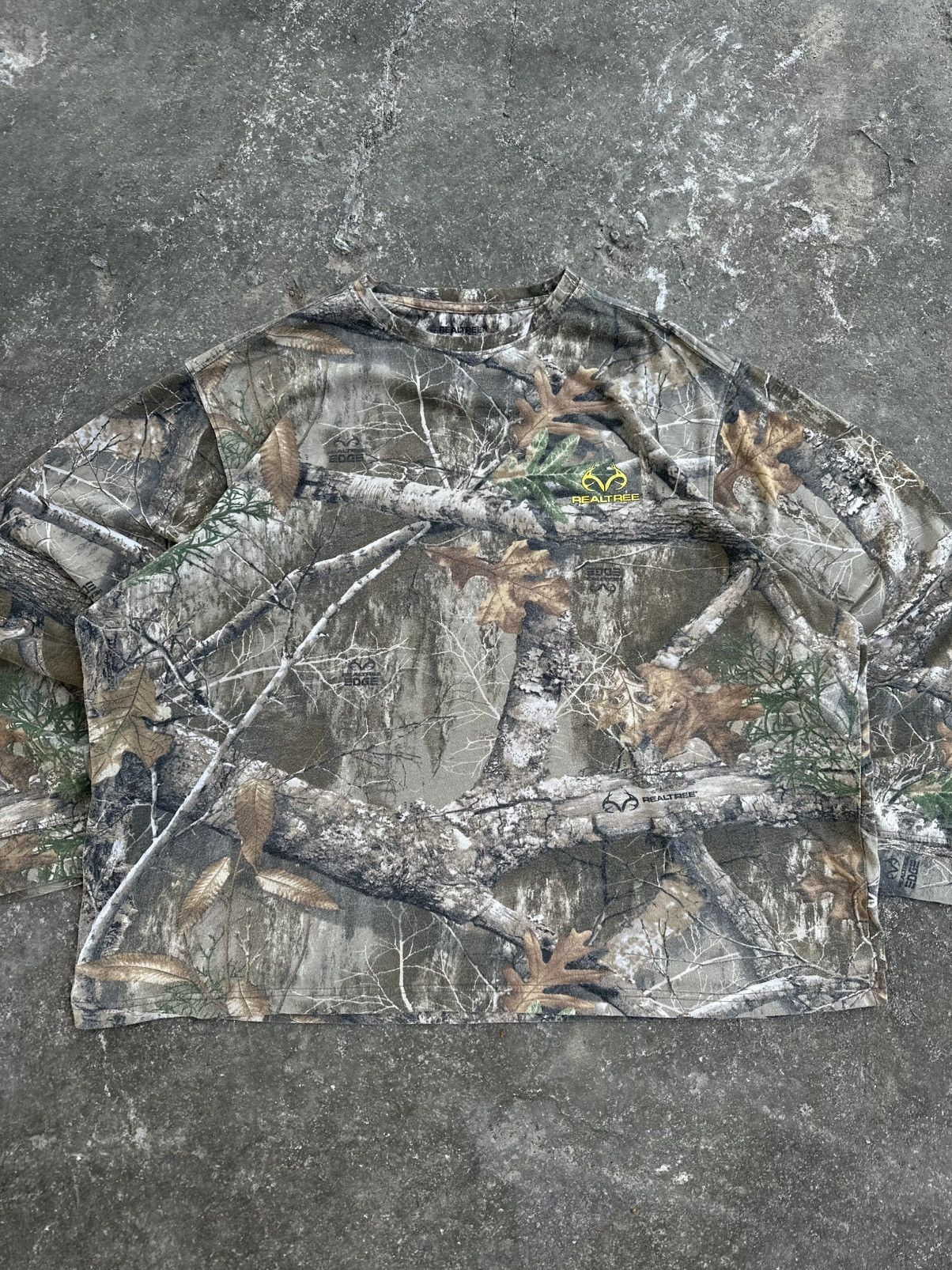 Carhartt × Vintage Crazy Vintage Y2K Carhartt Style Realtree Camo Long Sleeve Size US XXL / EU 58 / 5 - 3 Thumbnail