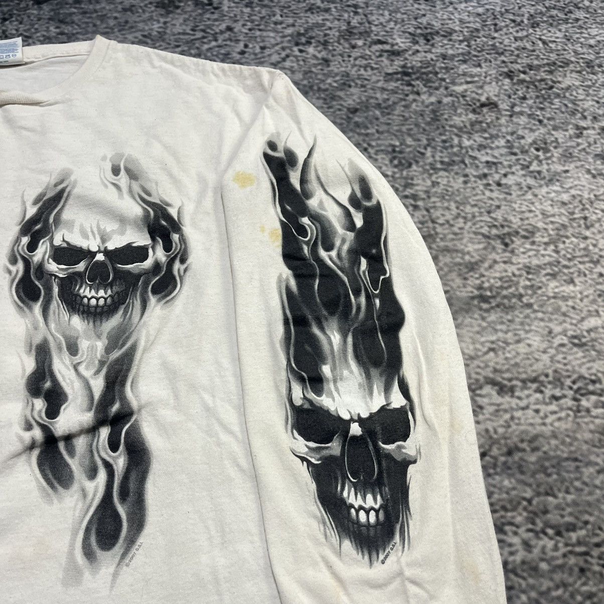 Vintage Vintage Y2K Skull Flames Longsleeve Shirt Grunge Skater Size US L / EU 52-54 / 3 - 7 Thumbnail